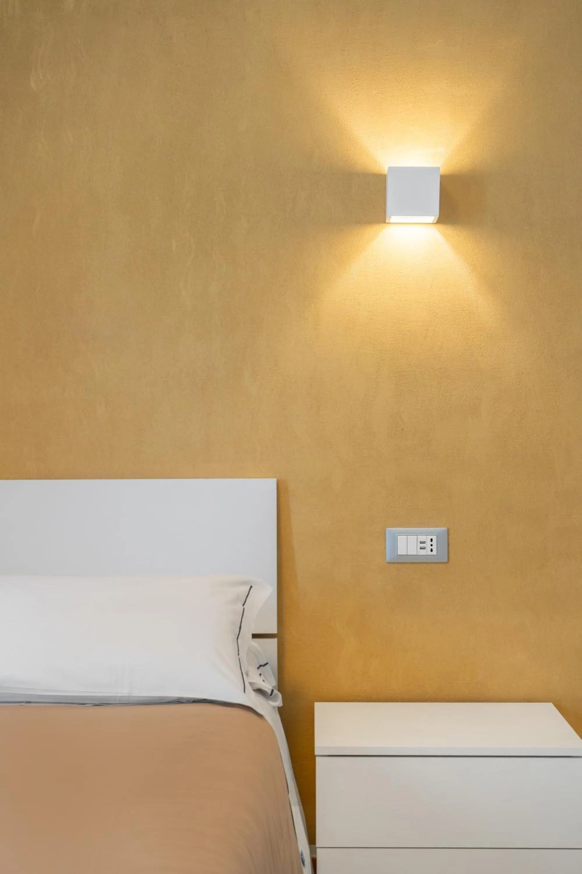 Bed in The Reef Sorrento