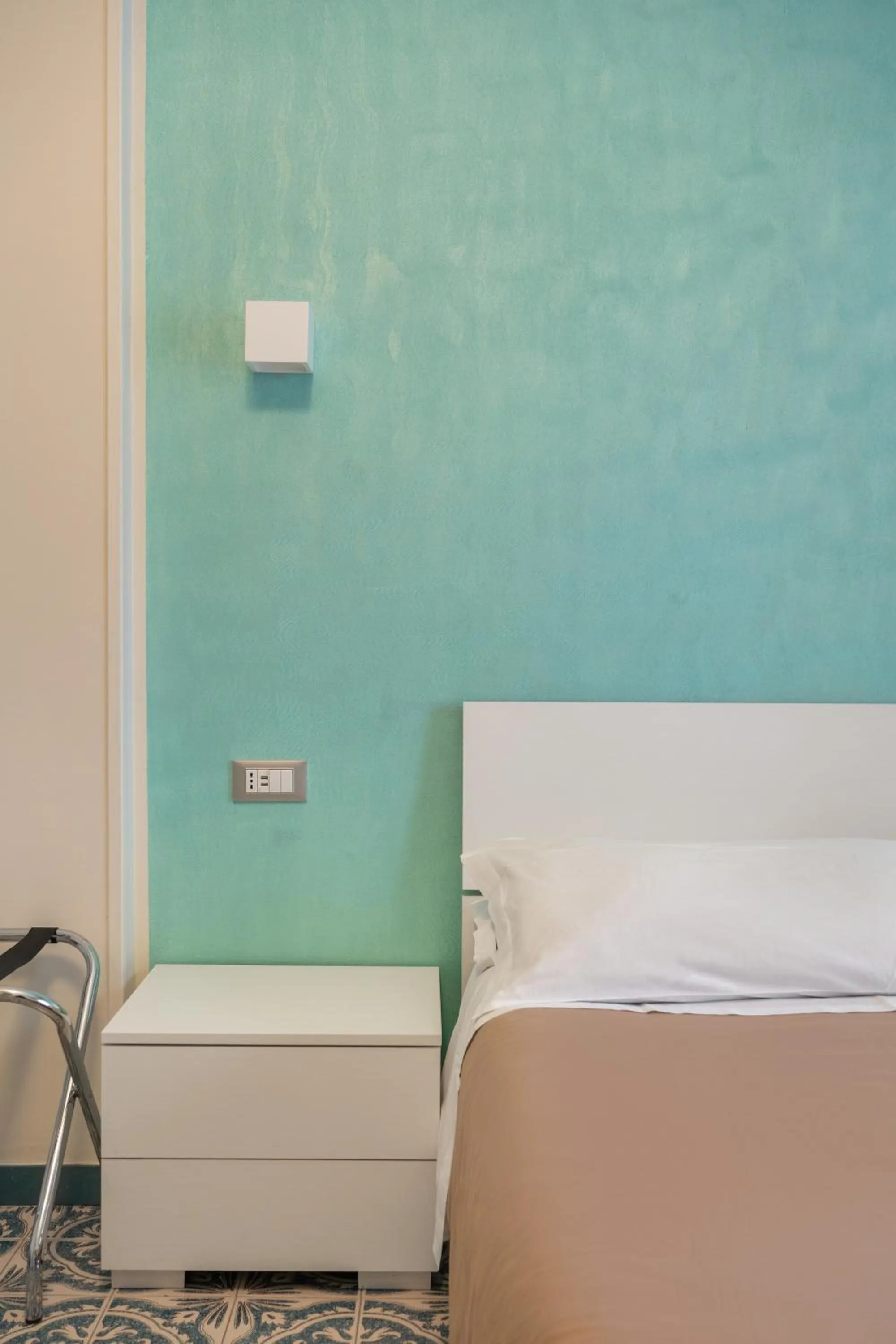 Bed in The Reef Sorrento