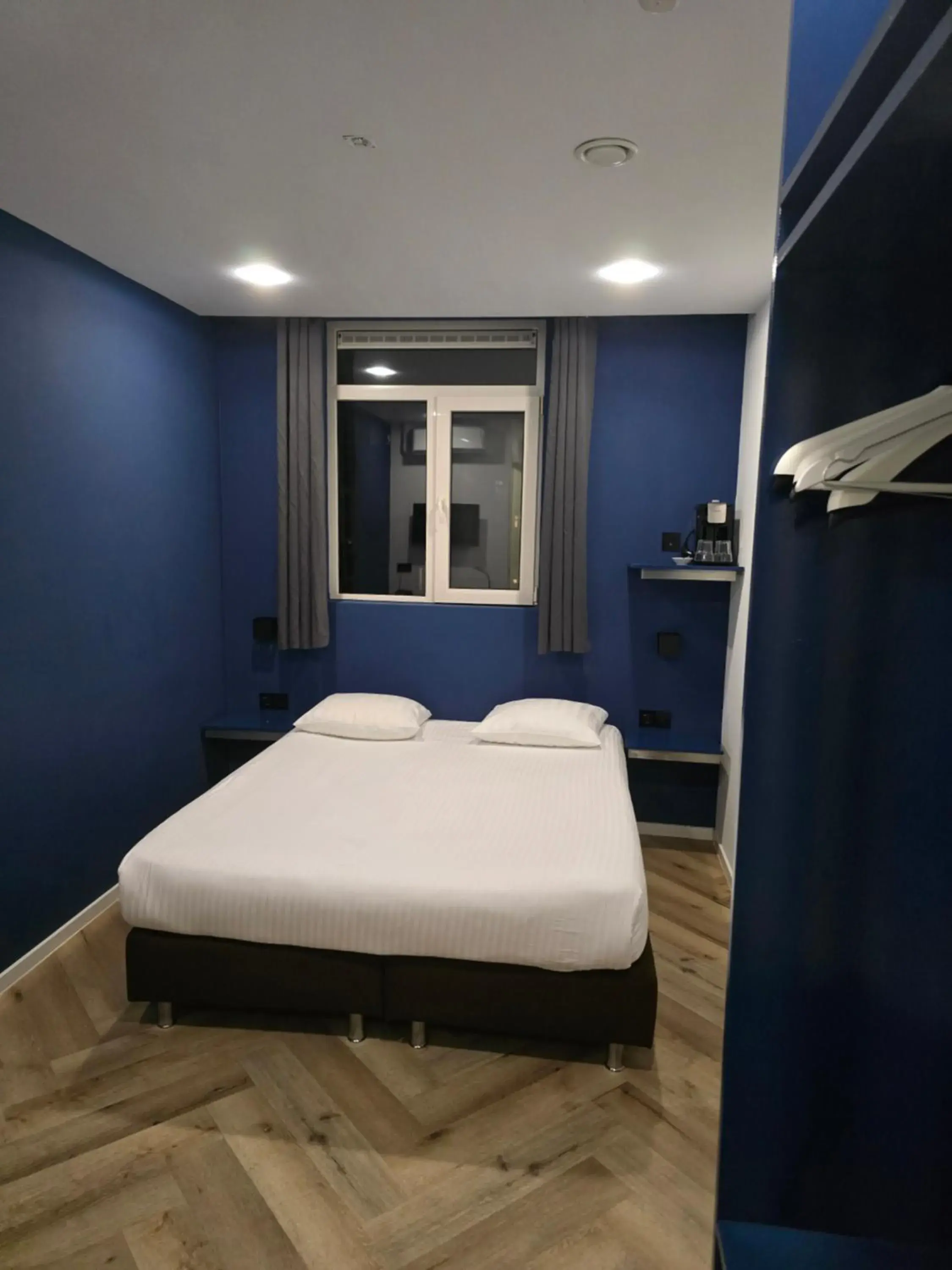 Double Room in Hotel Port Double Room in Hotel Port