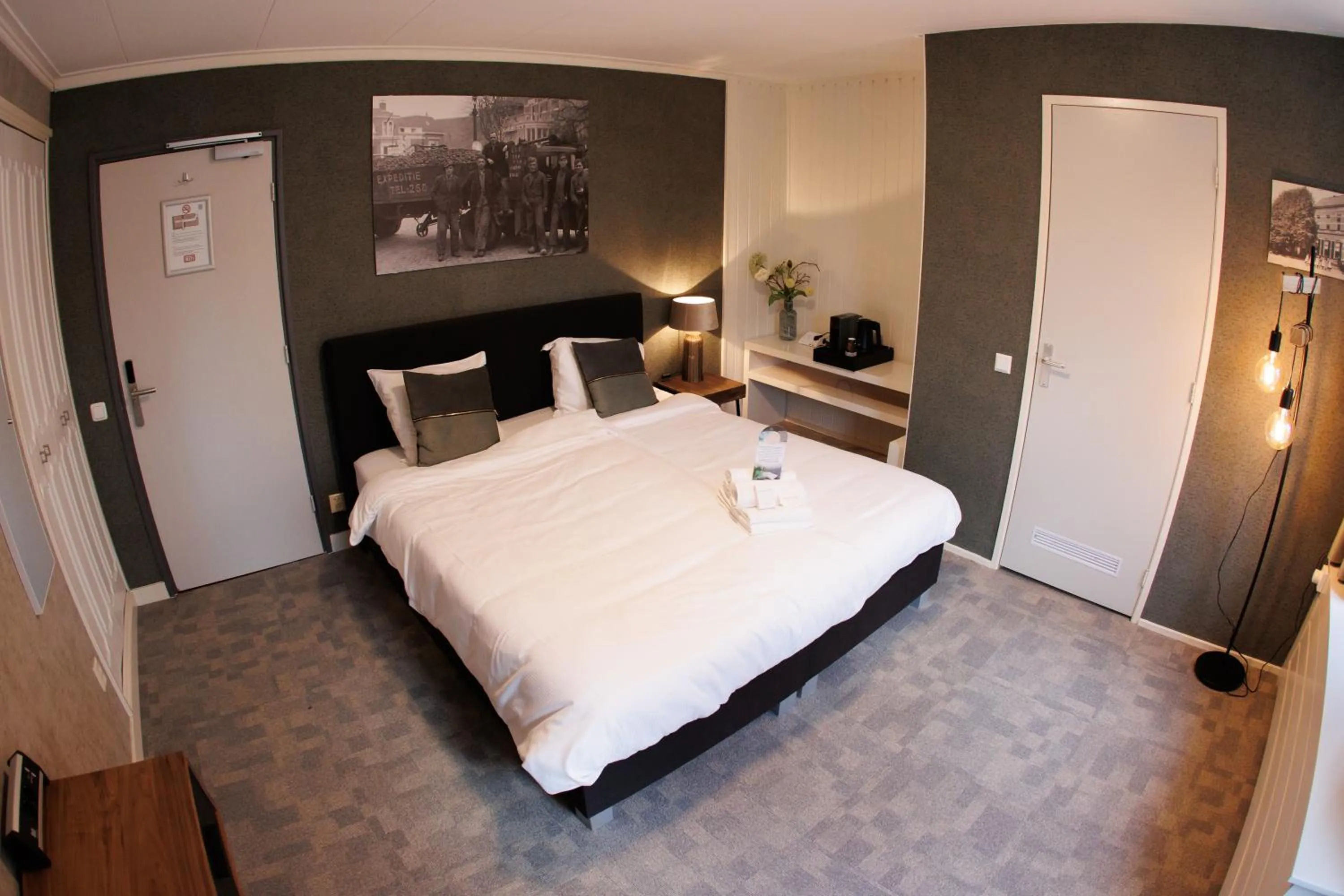 Bedroom, Bed in Stadshotel Rijssen
