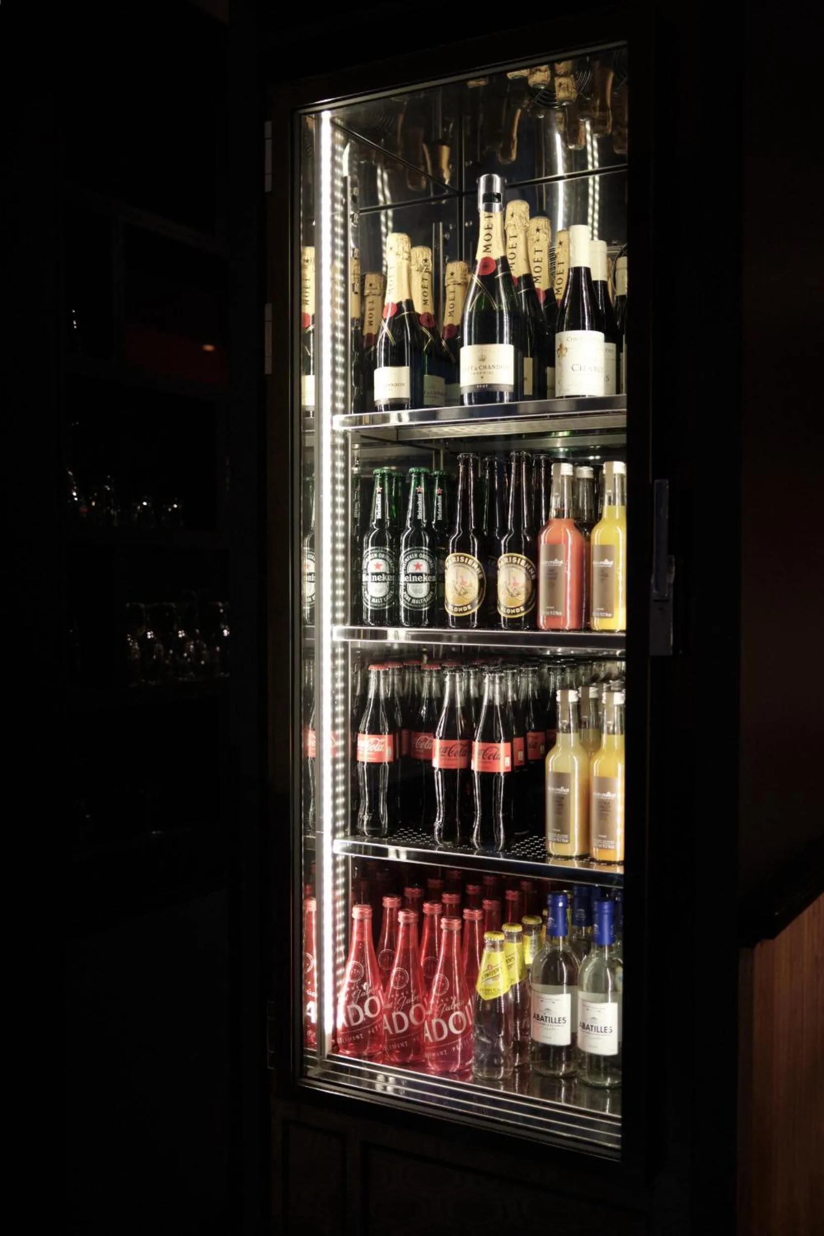 Lounge or bar in Hôtel Adèle & Jules