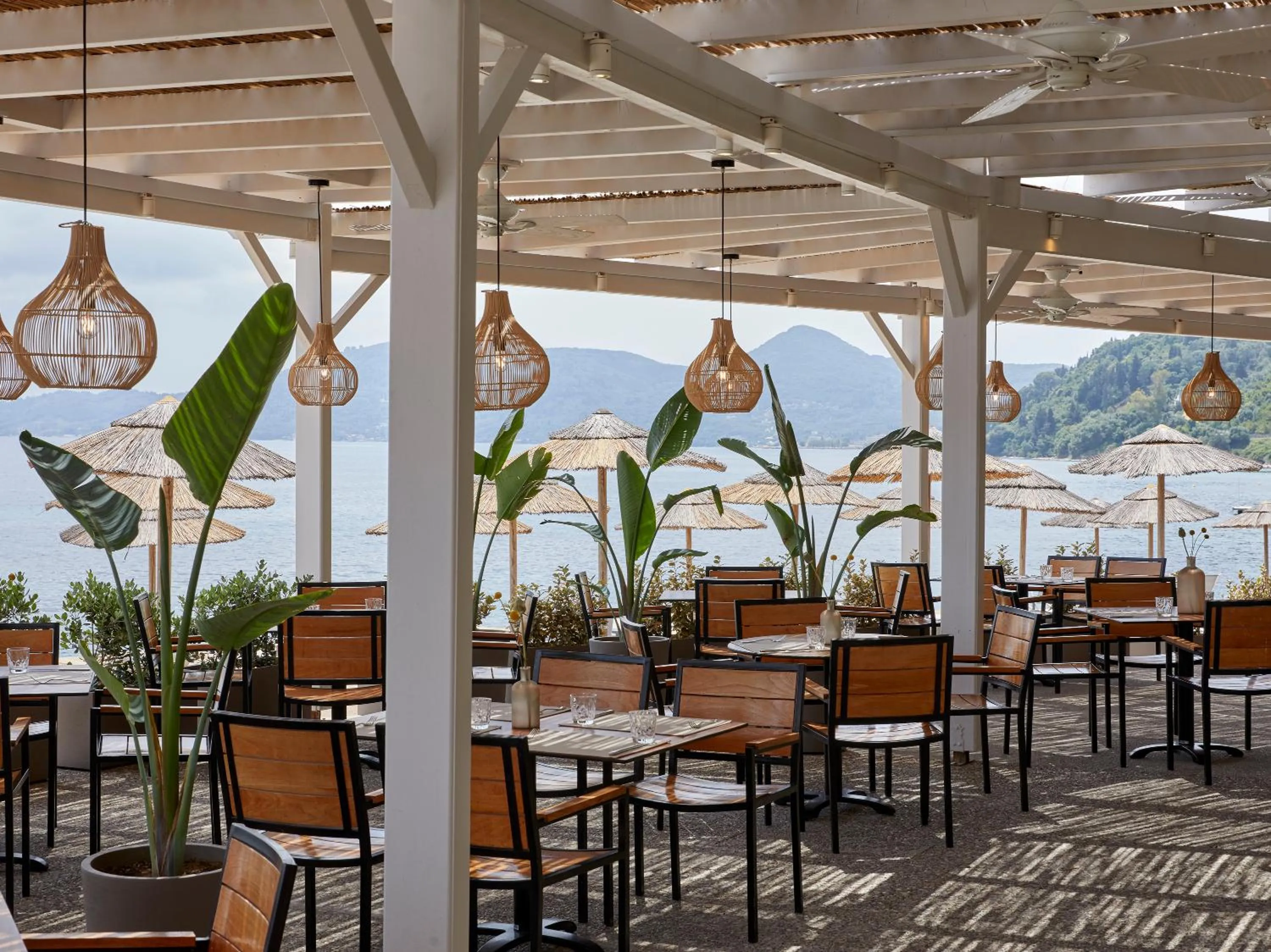 Restaurant/places to eat in MarBella, Mar-Bella Collection