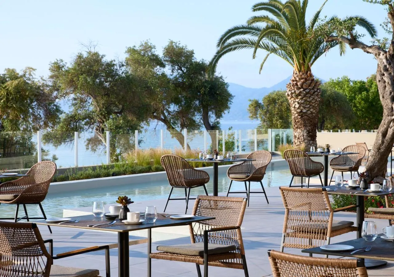 Restaurant/places to eat in MarBella, Mar-Bella Collection