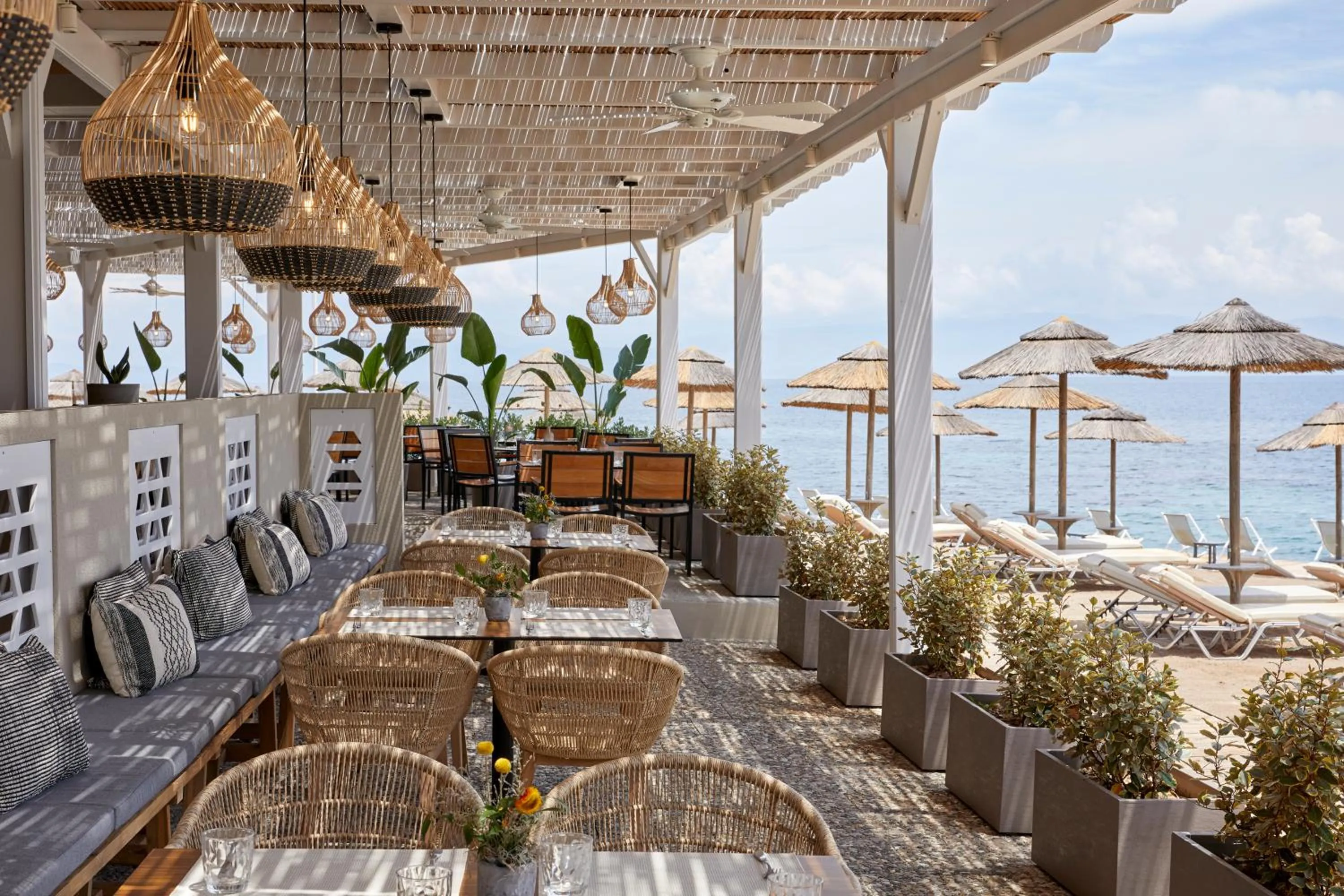 Restaurant/places to eat in MarBella, Mar-Bella Collection