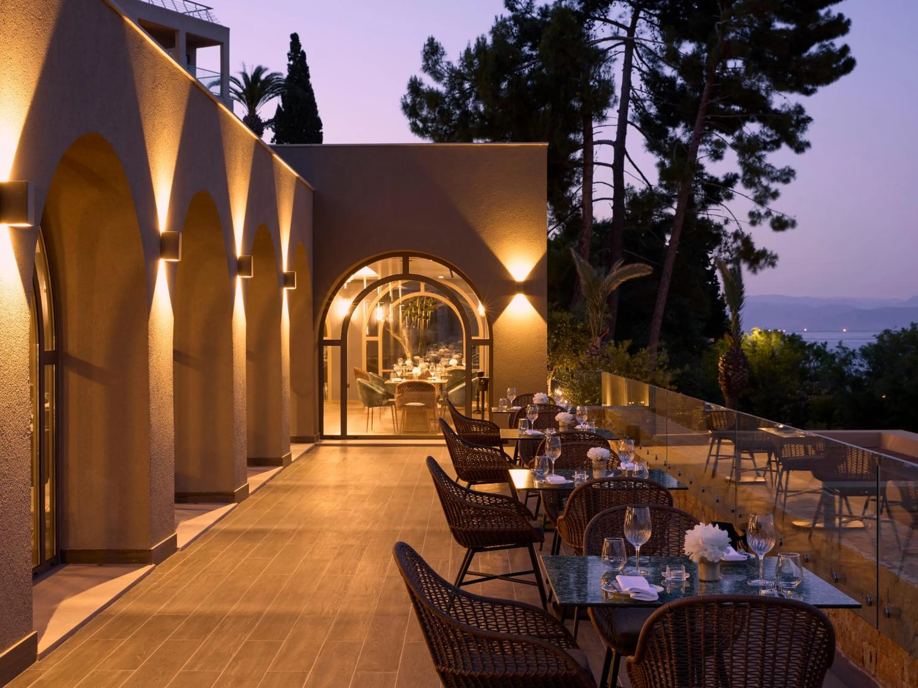 Restaurant/places to eat in MarBella, Mar-Bella Collection