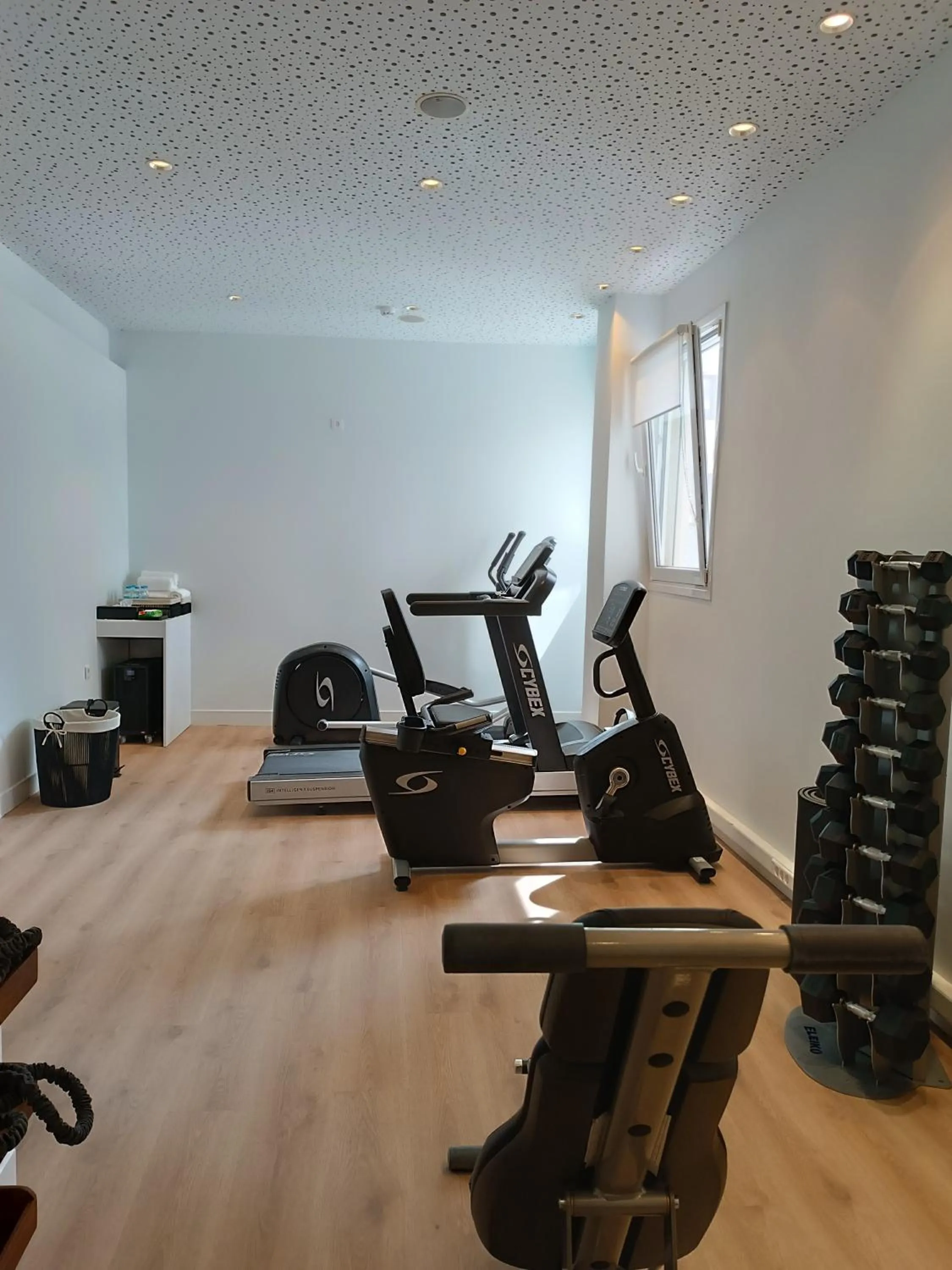 Fitness centre/facilities in Athinais Hotel