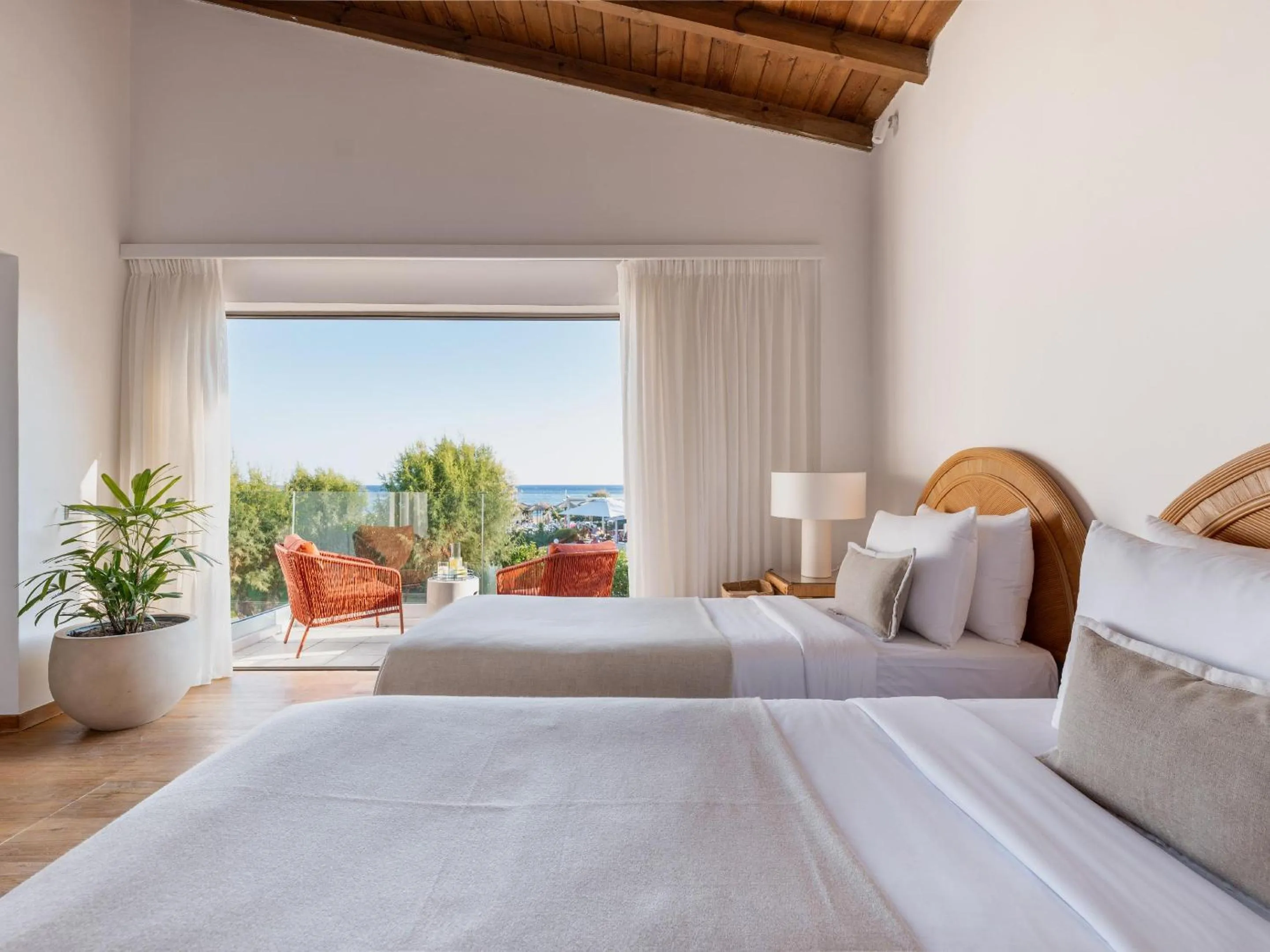 Photo of the whole room, Bed in Grecotel Lux Me Dama Dama