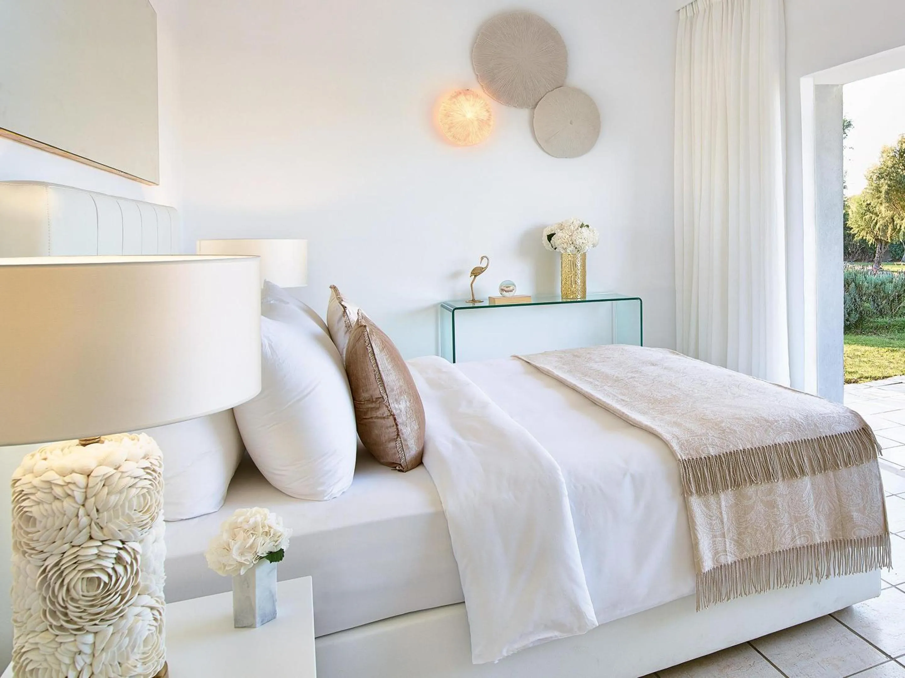 Photo of the whole room, Bed in Grecotel Lux Me Dama Dama