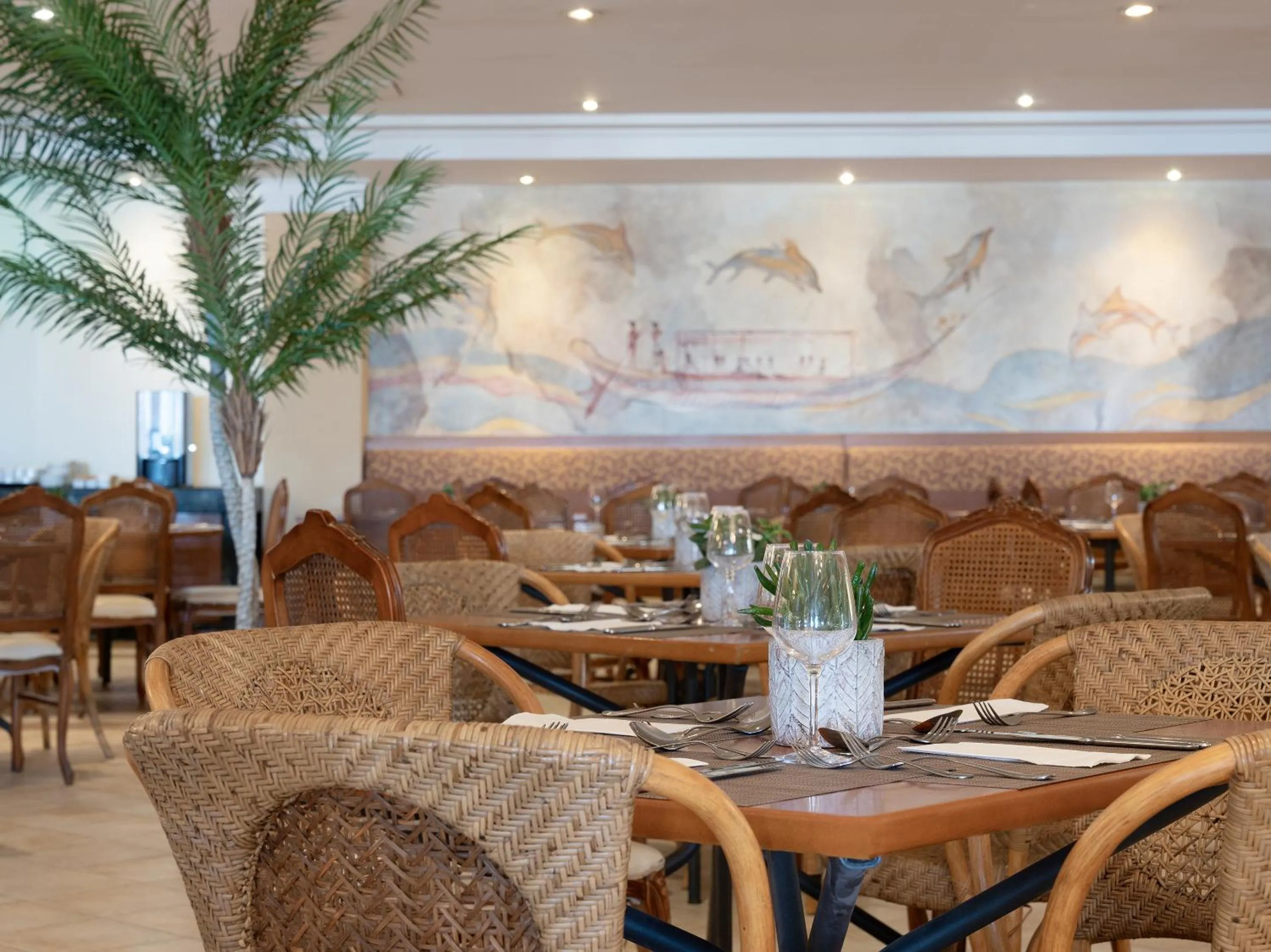 Restaurant/places to eat in Grecotel Marine Palace & Aqua Park