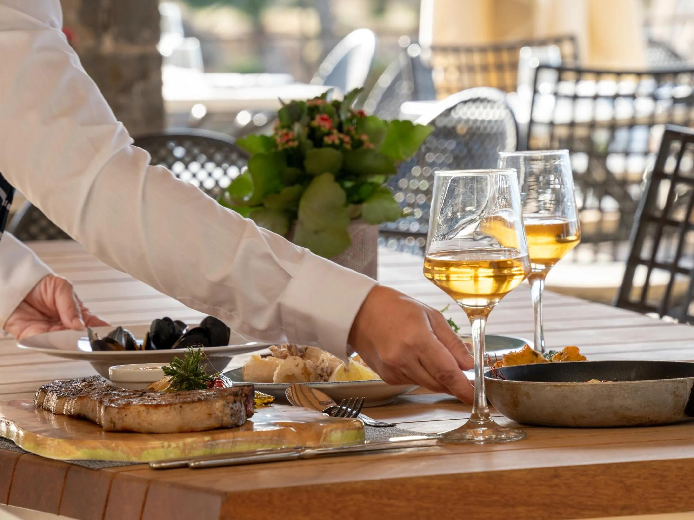 Food and drinks in Grecotel Marine Palace & Aqua Park