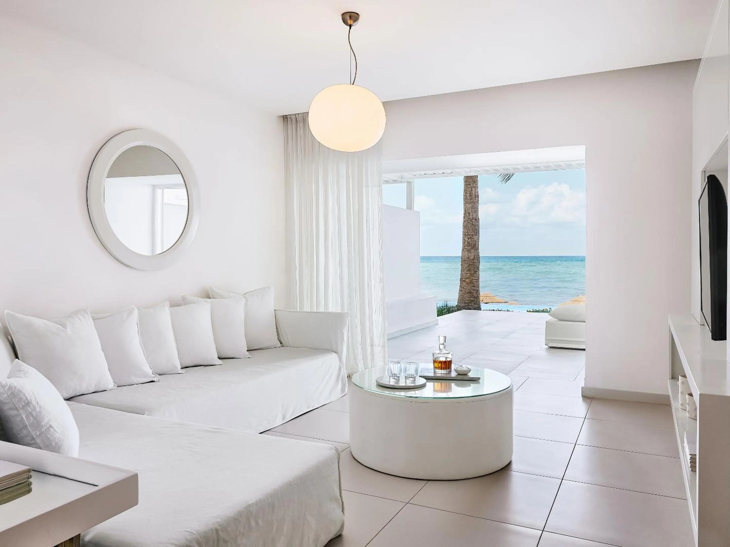 Living room in Grecotel LUXME White