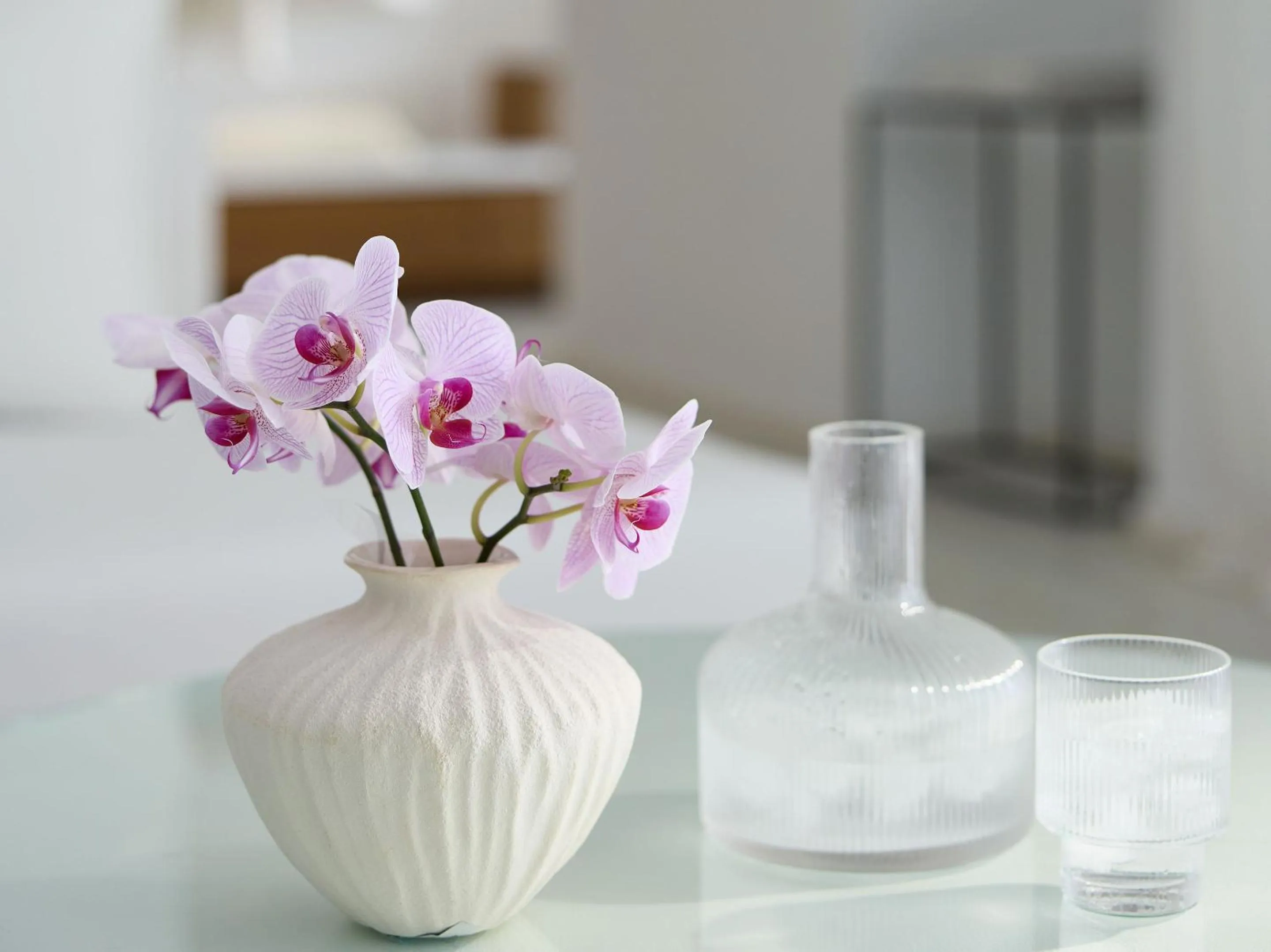 Drinks in Grecotel LUXME White