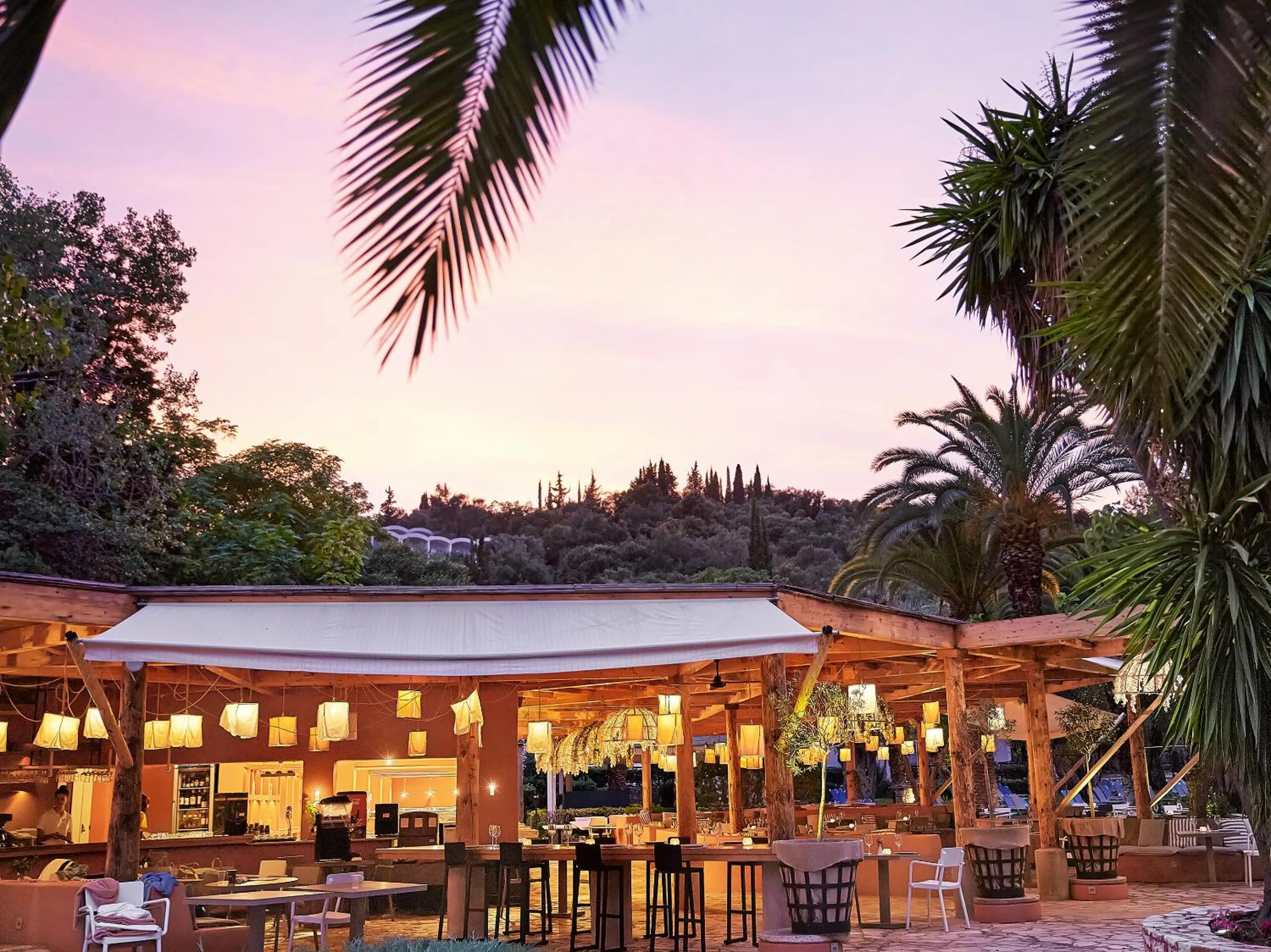 Restaurant/places to eat in Grecotel LUXME Daphnila Bay