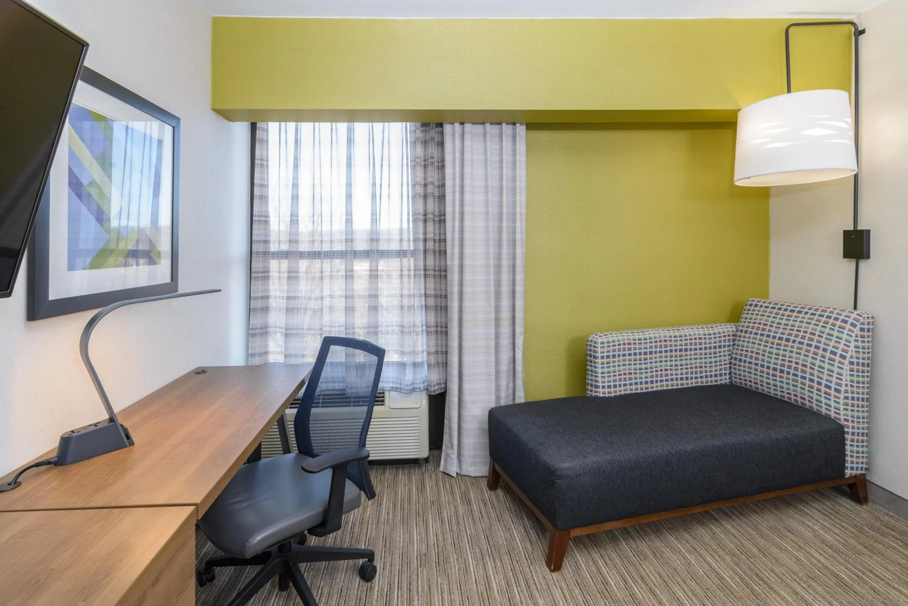 Photo of the whole room in Holiday Inn Express Southington by IHG
