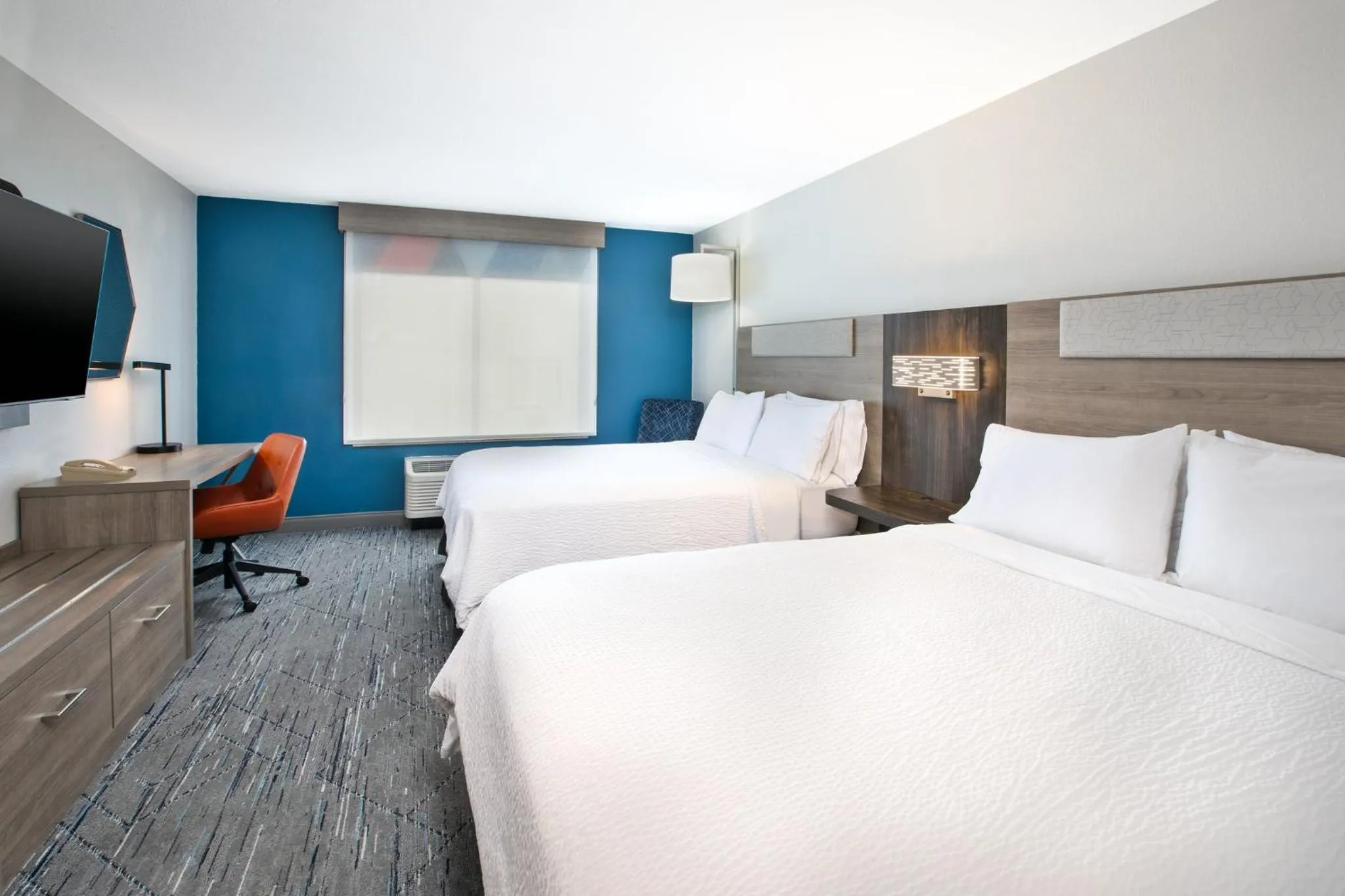 Photo of the whole room in Holiday Inn Express & Suites Buffalo by IHG