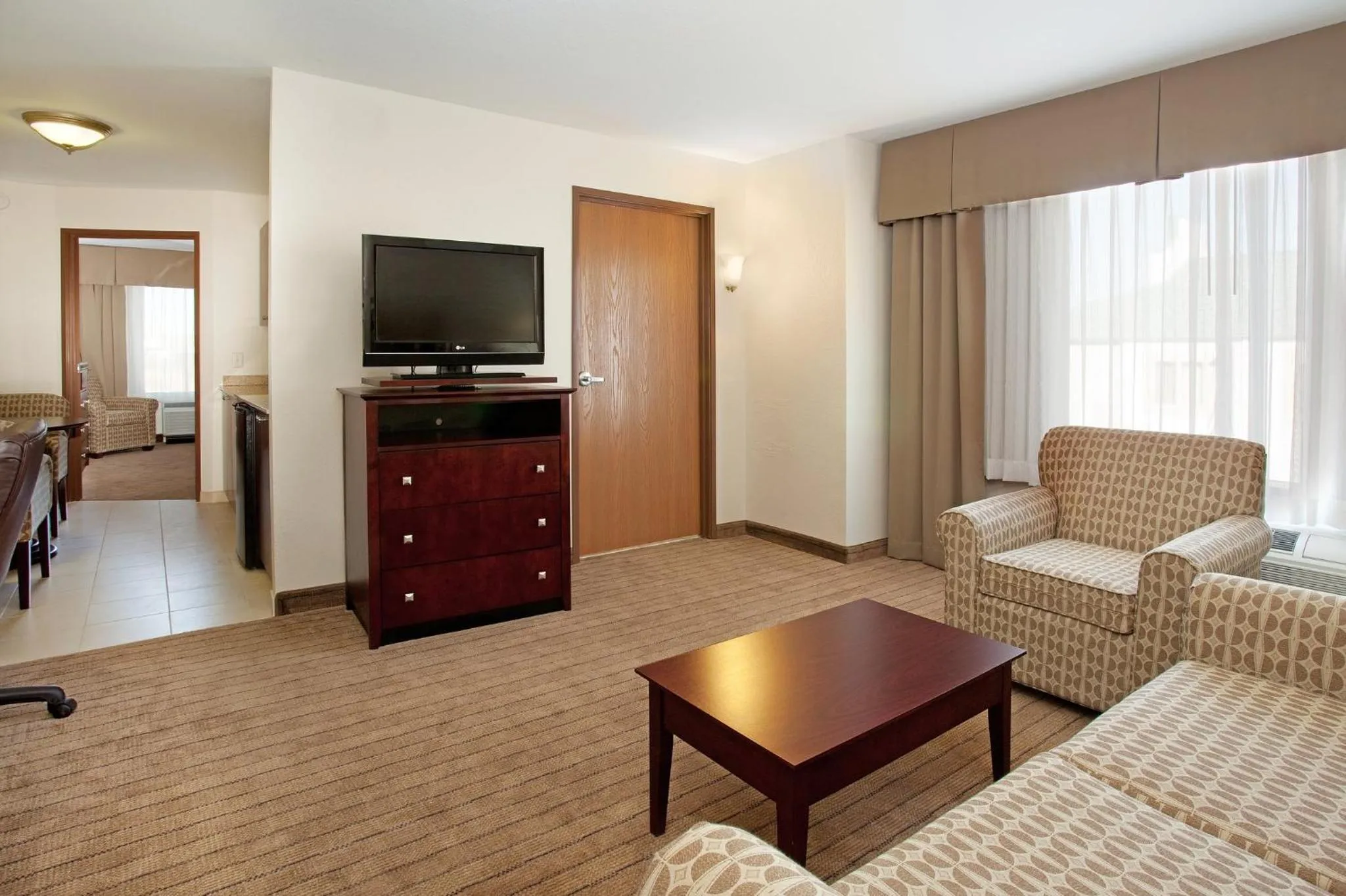 Photo of the whole room in Holiday Inn Express & Suites Buffalo by IHG