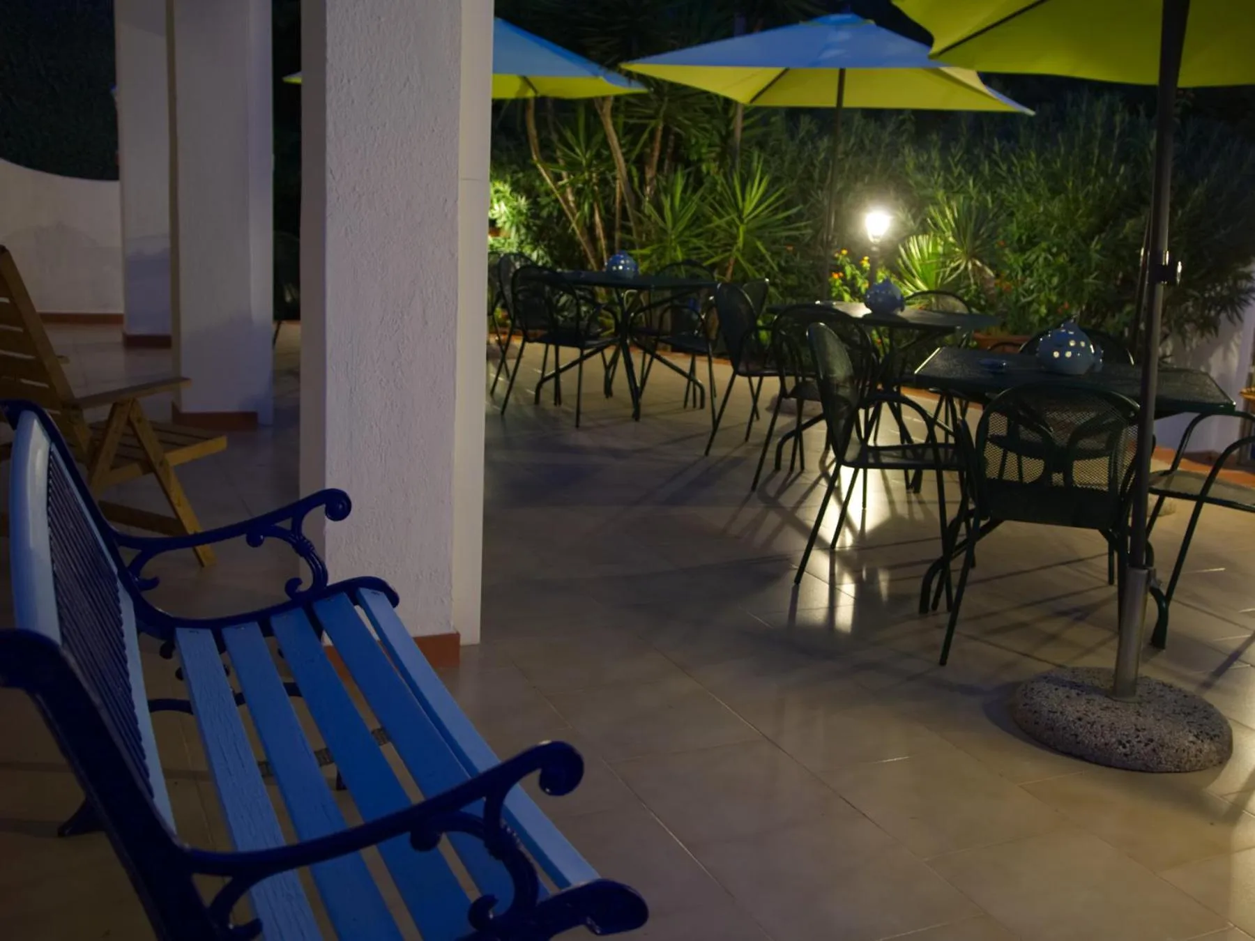 Patio in Villa Elvira B&B