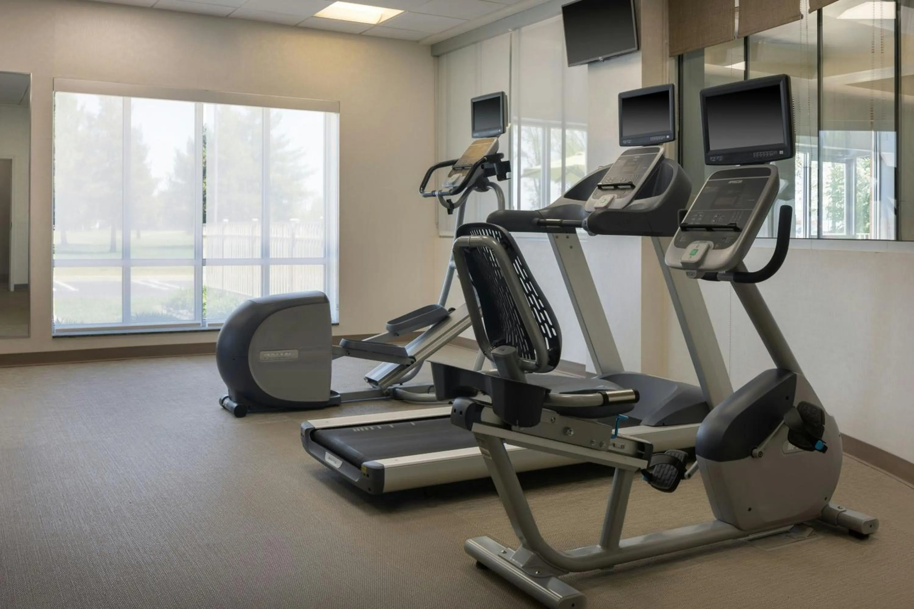 Fitness centre/facilities in SpringHill Suites Midland