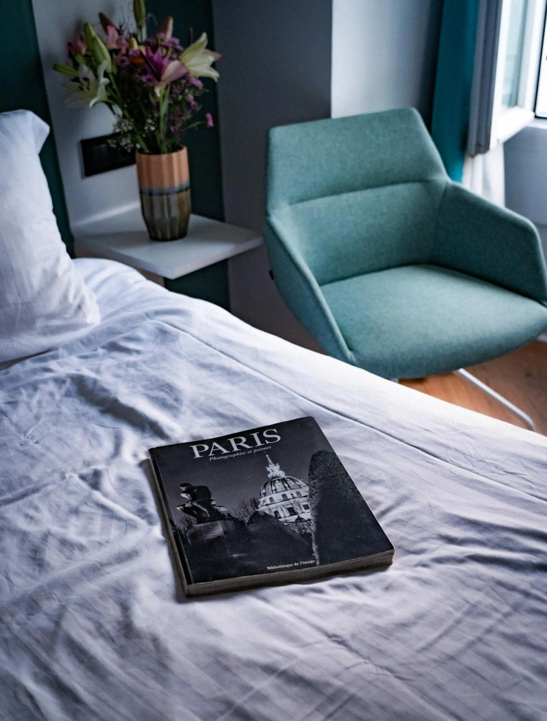 Bed in Hôtel Vendome Saint-Germain