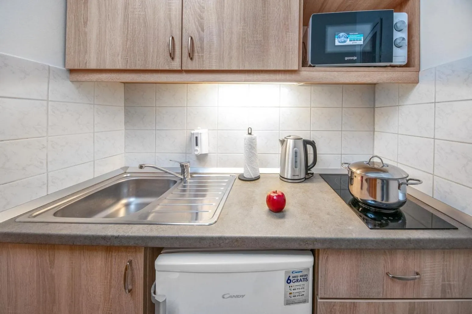 Kitchen or kitchenette in Corvin Hotel Budapest Residence