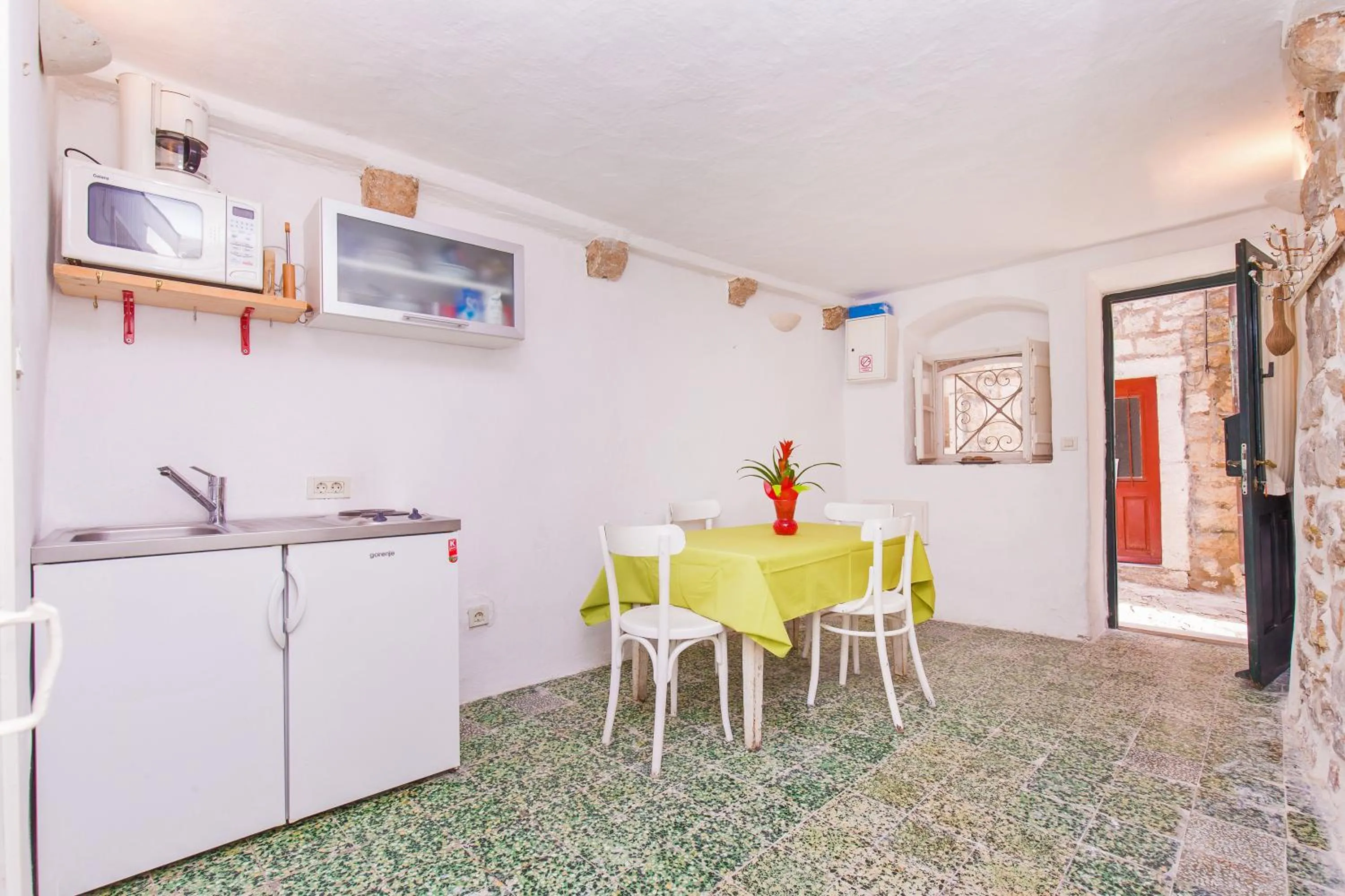 Peti Apartment