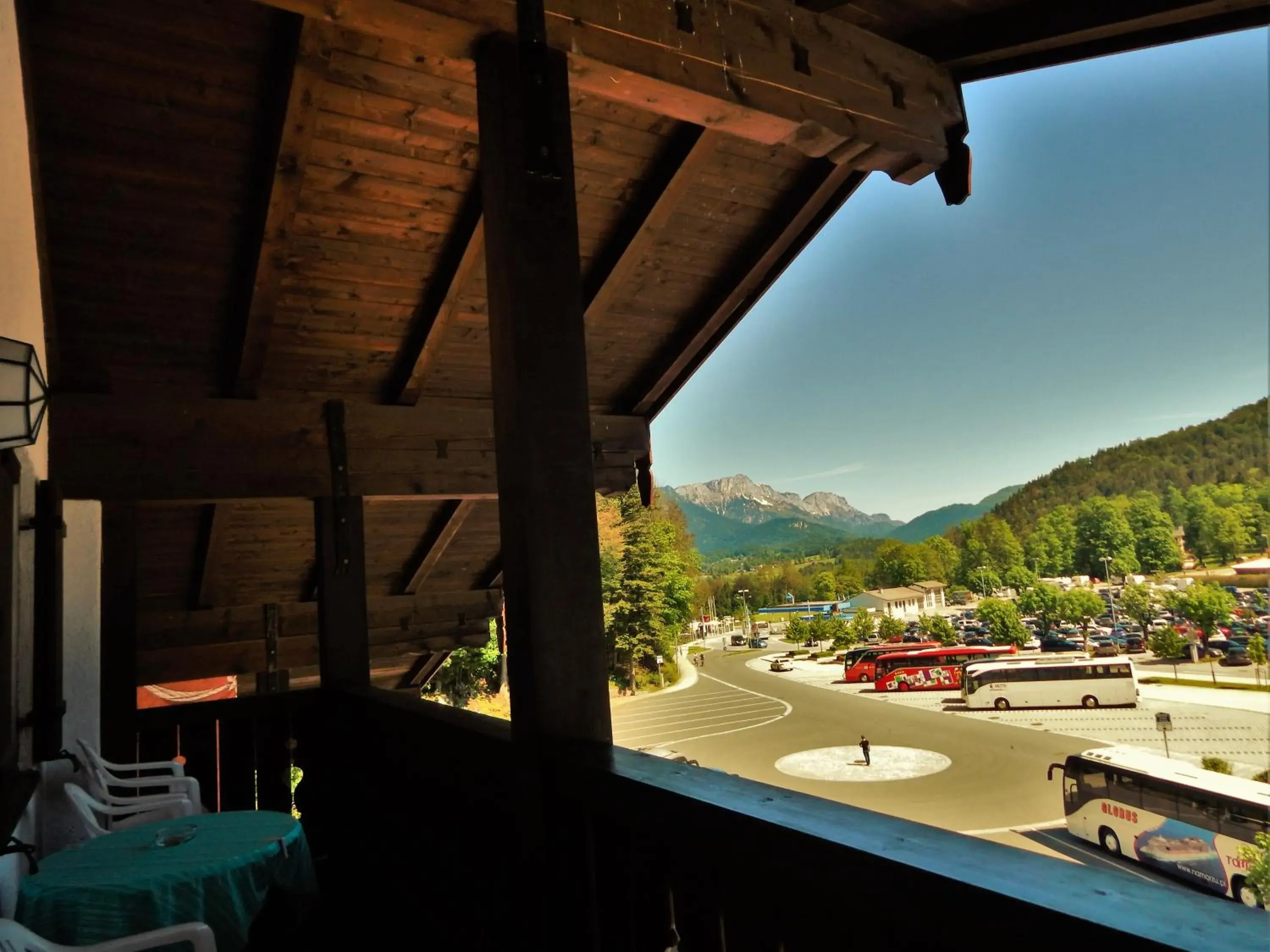 Extra large Family Apartment with Balcony and Mountain View in Hotel Königsseer Hof Extra large Family Apartment with Balcony and Mountain View in Hotel Königsseer Hof