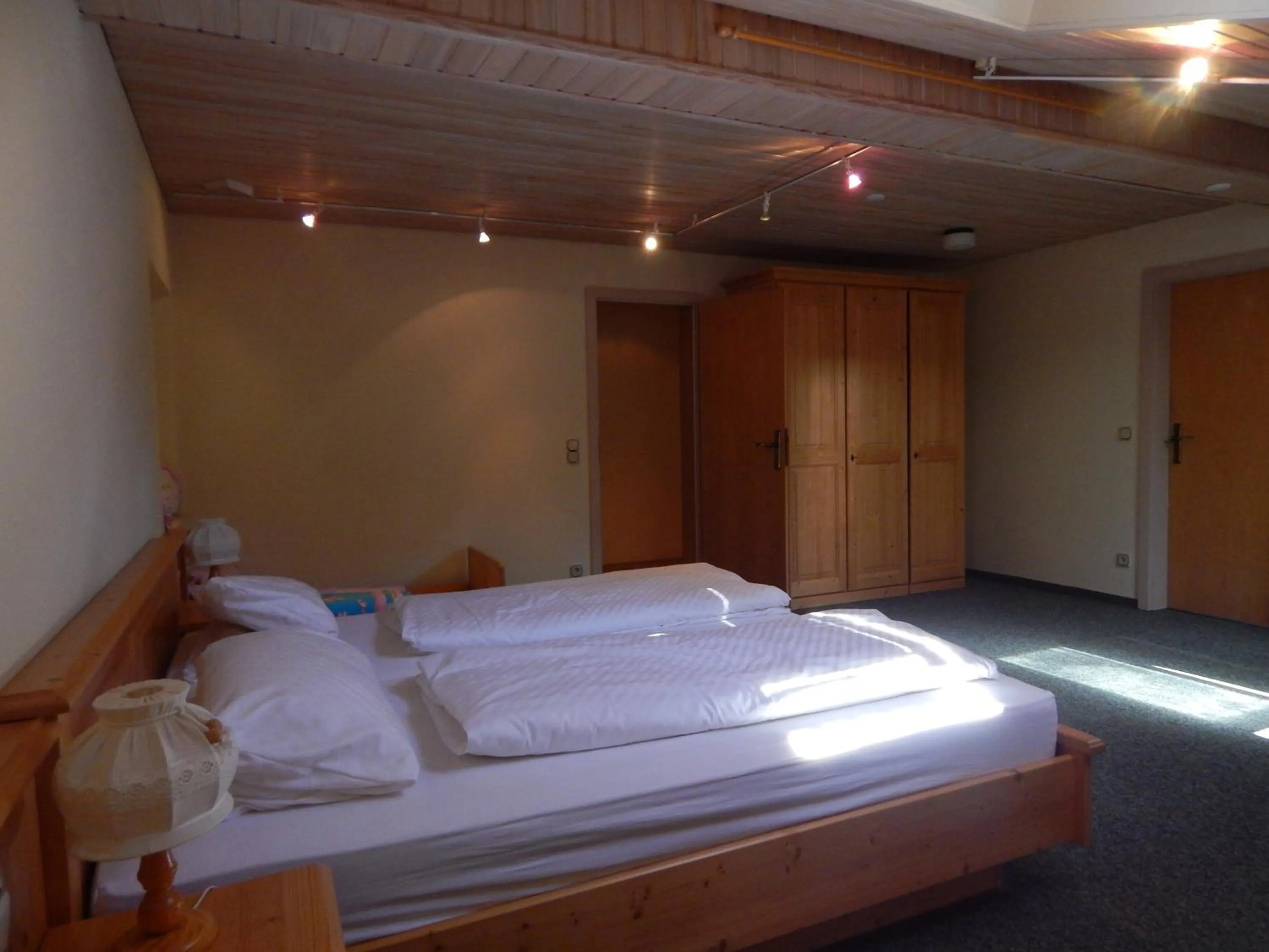 Photo of the whole room, Bed in Hotel Königsseer Hof