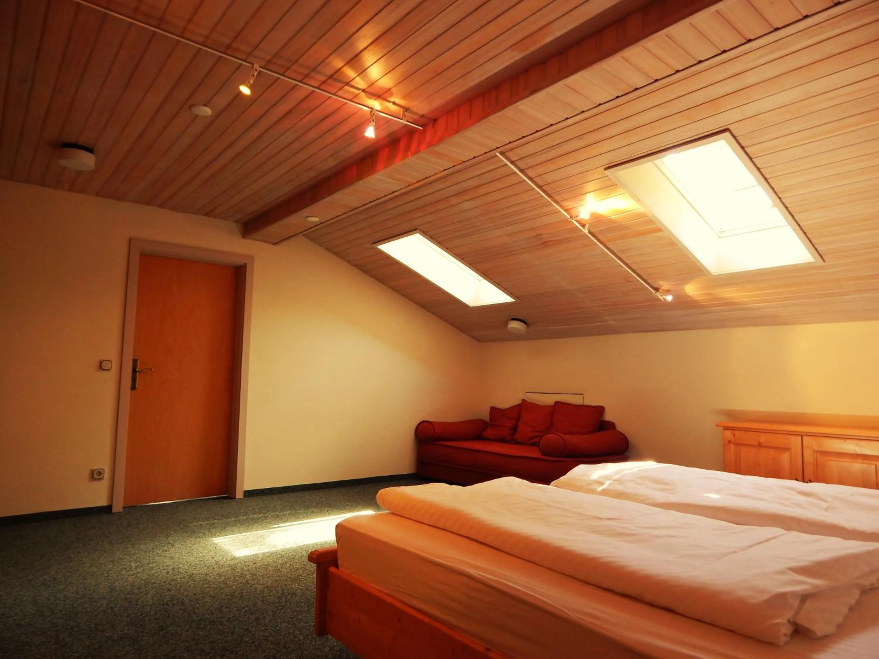 Bed in Hotel Königsseer Hof