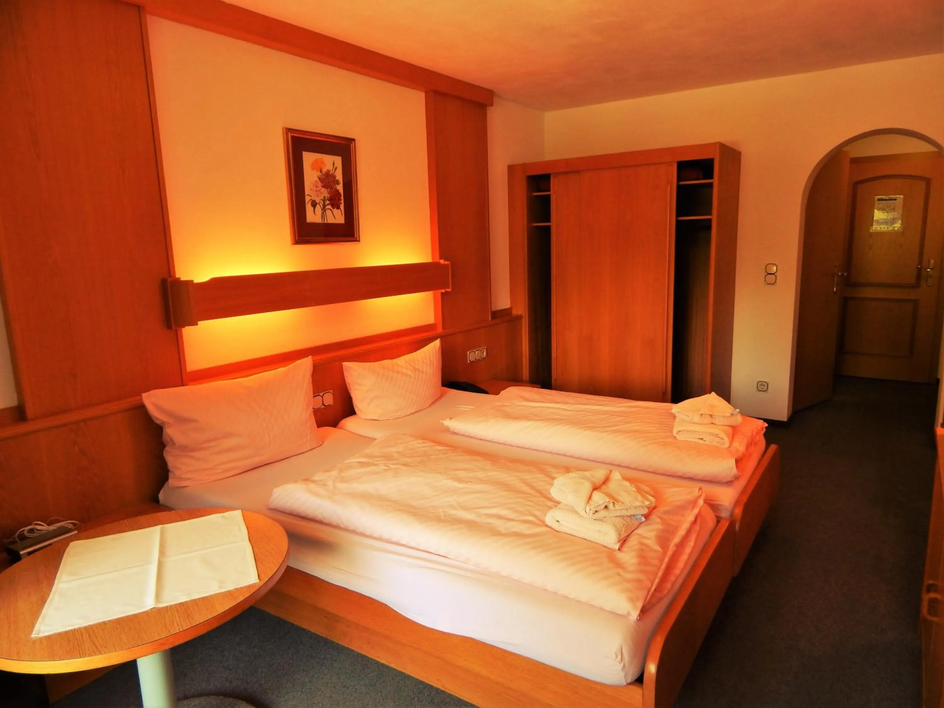 Bed in Hotel Königsseer Hof