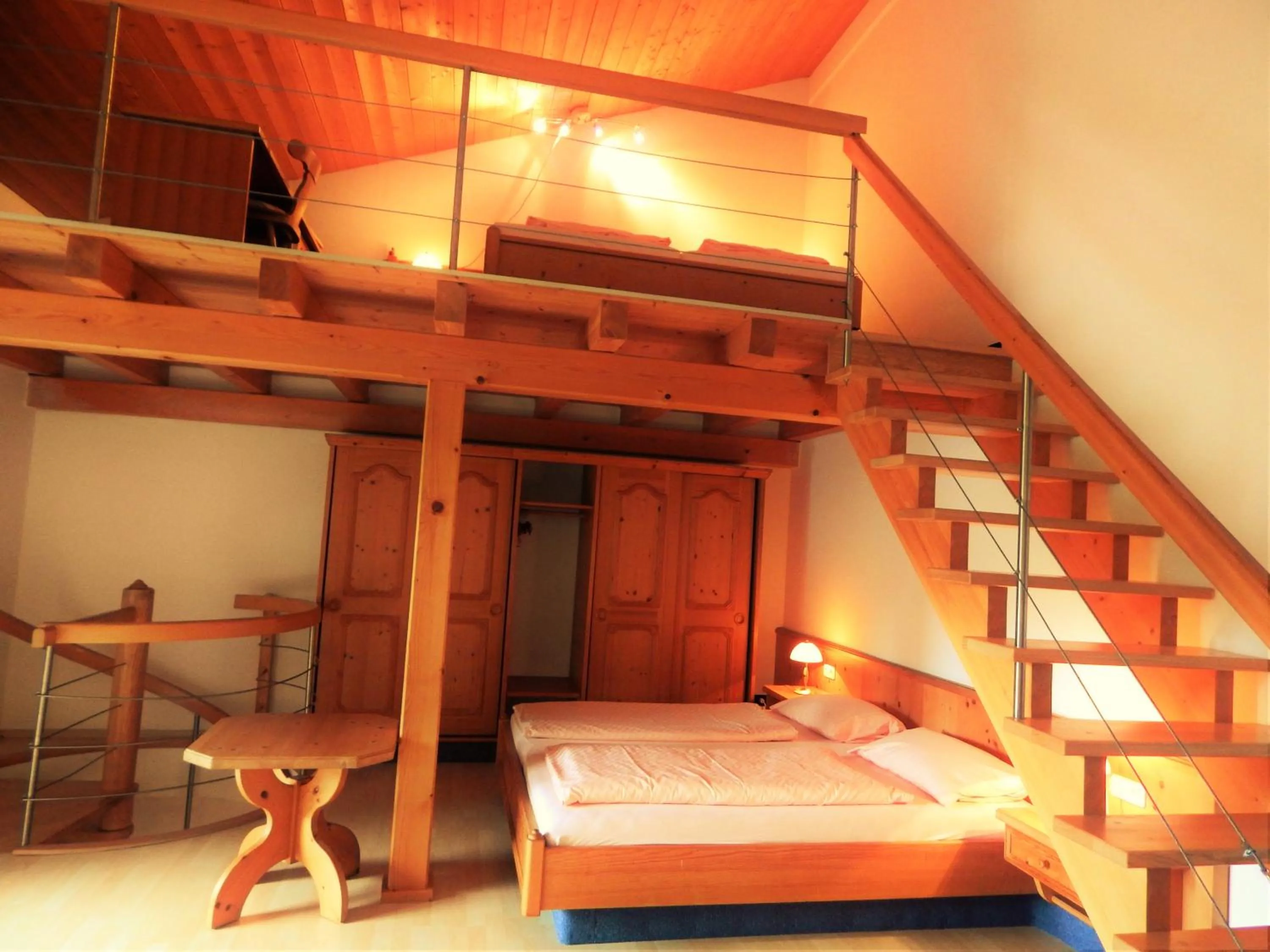 Bed in Hotel Königsseer Hof