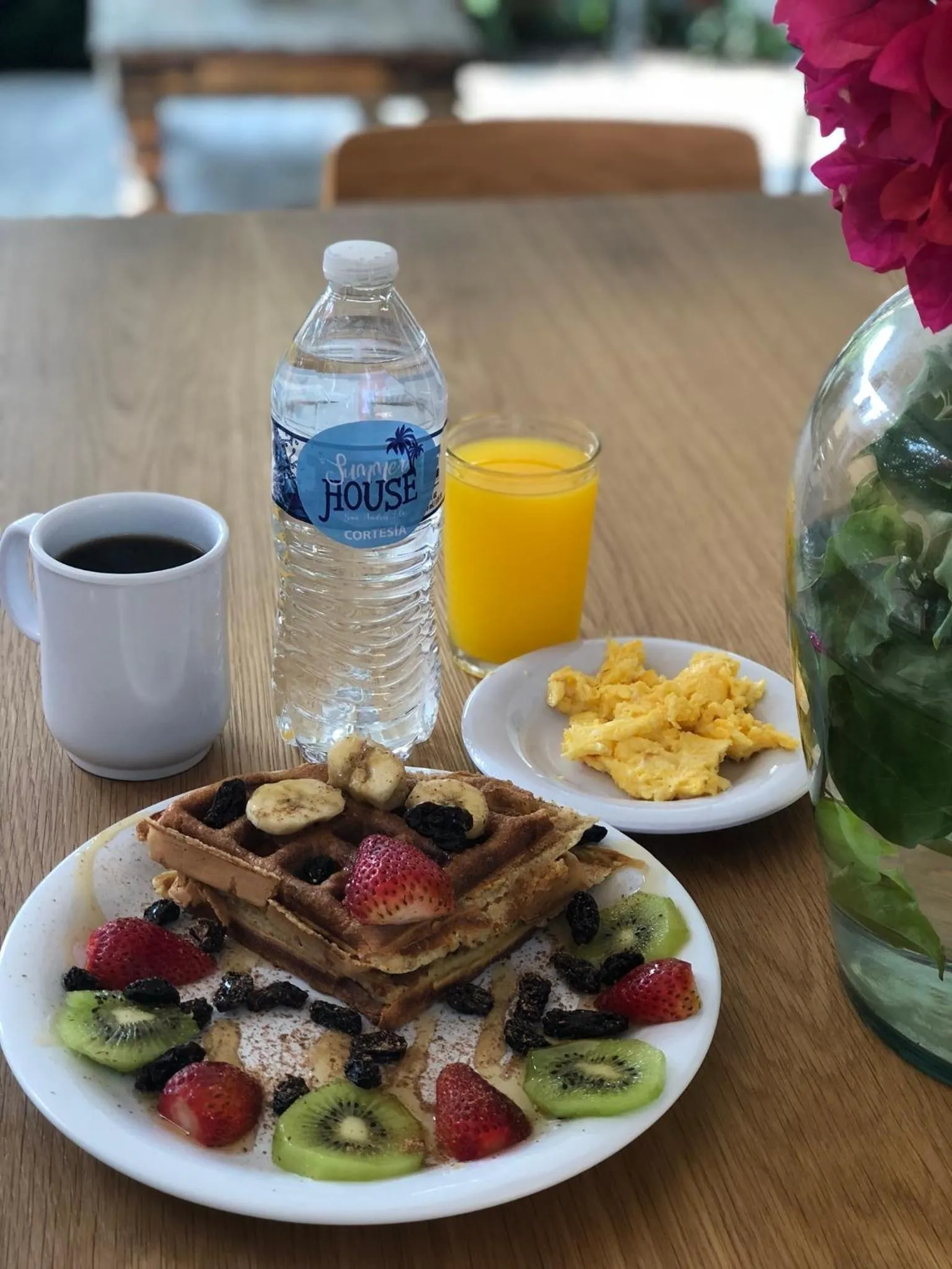 Breakfast in Summer House Inn San Andres