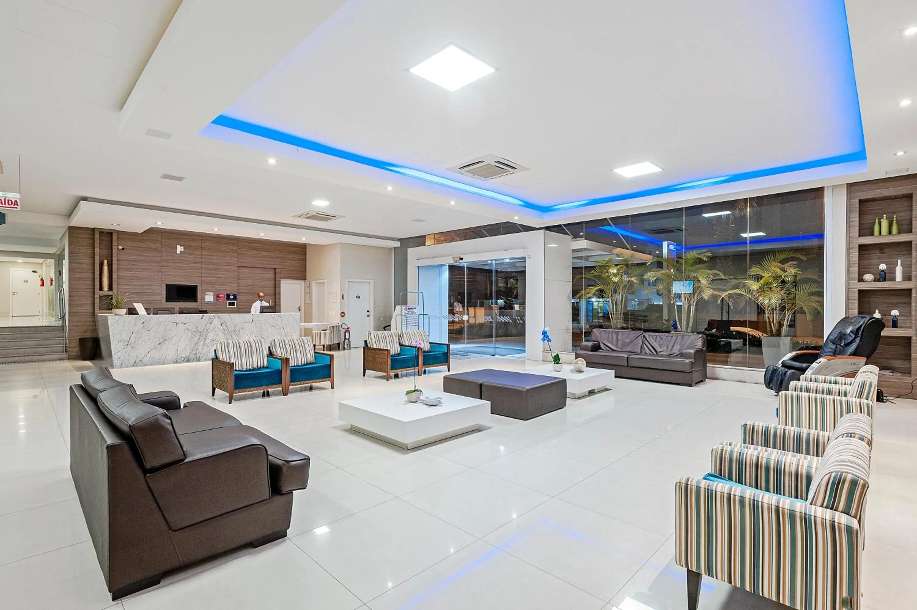 Lobby or reception in Slaviero Ingleses Convention