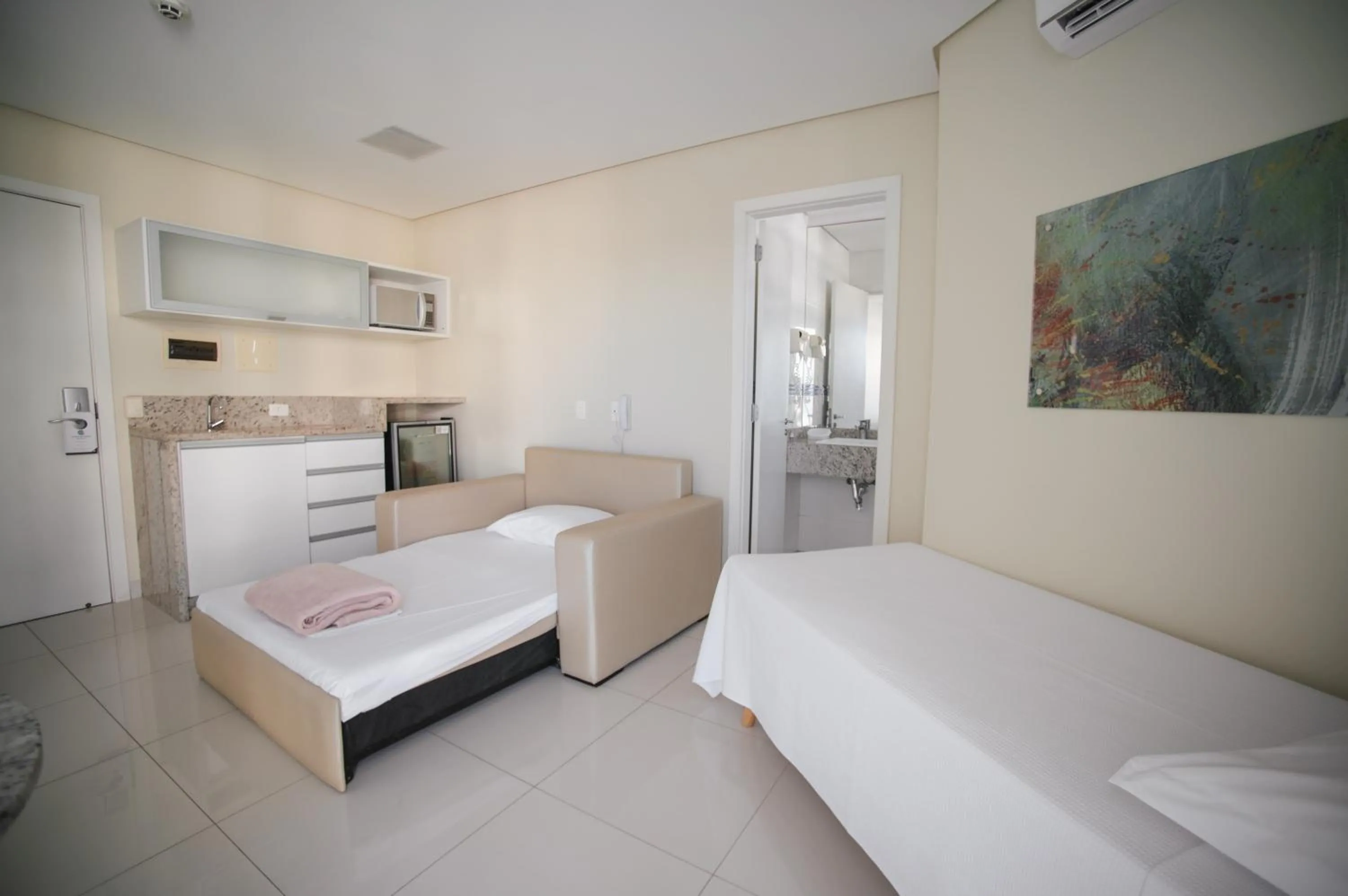 Bed in Slaviero Ingleses Convention