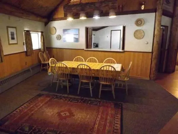 Spring in Arizona Mountain Inn & Cabins