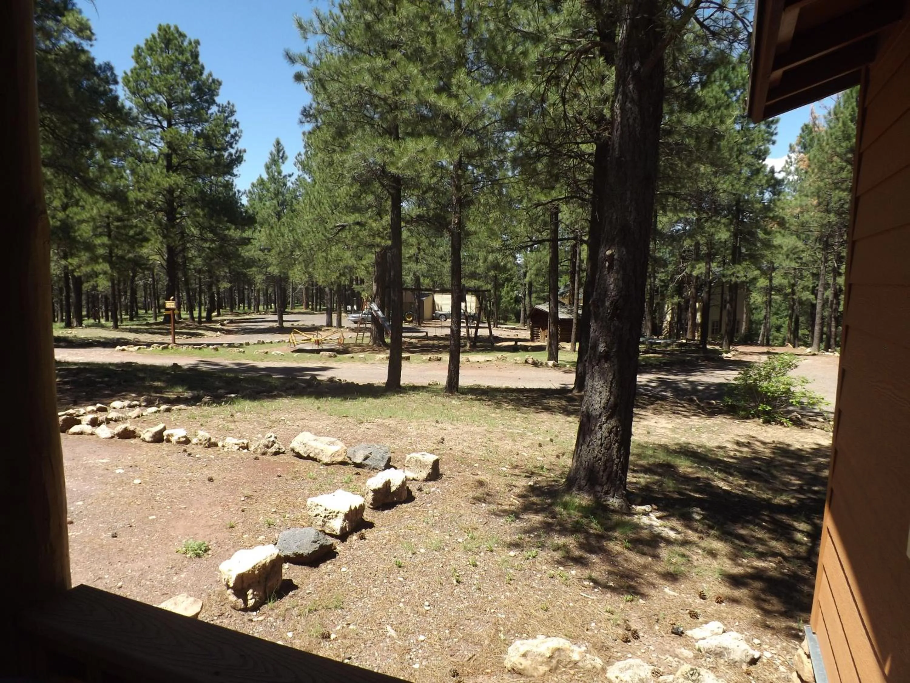 Arizona Mountain Inn & Cabins