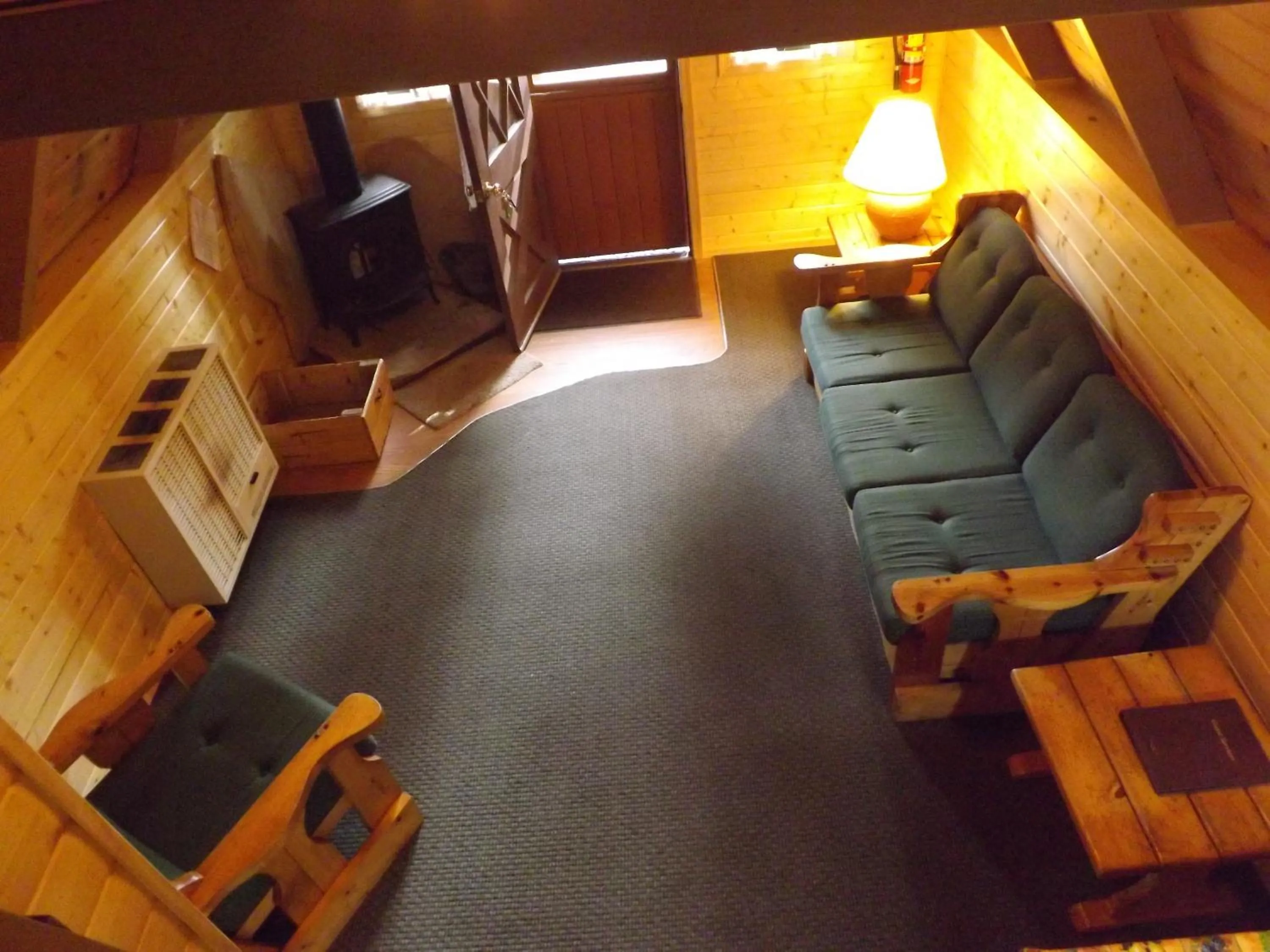 Living room in Arizona Mountain Inn & Cabins