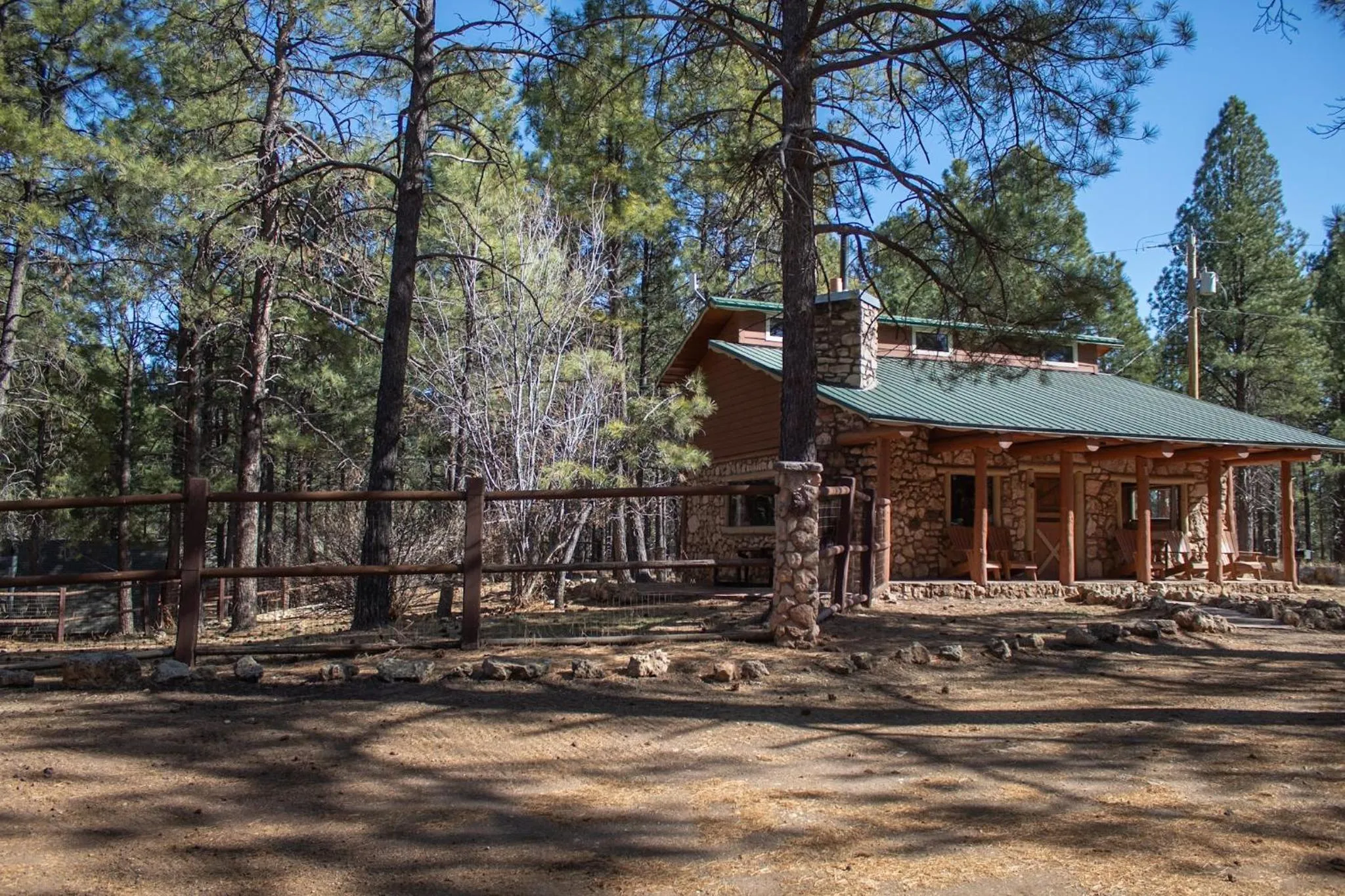 Property building in Arizona Mountain Inn & Cabins