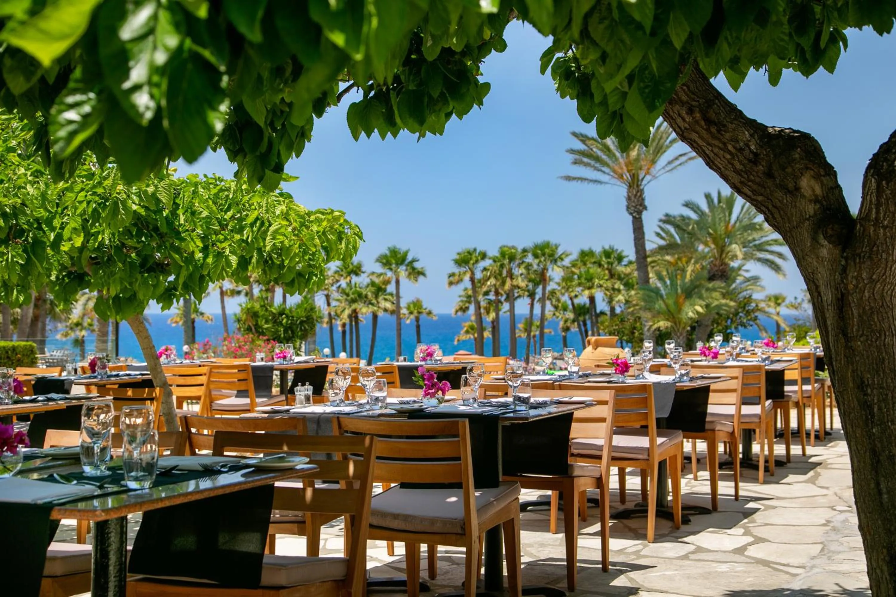 Restaurant/places to eat in Azia Resort & Spa
