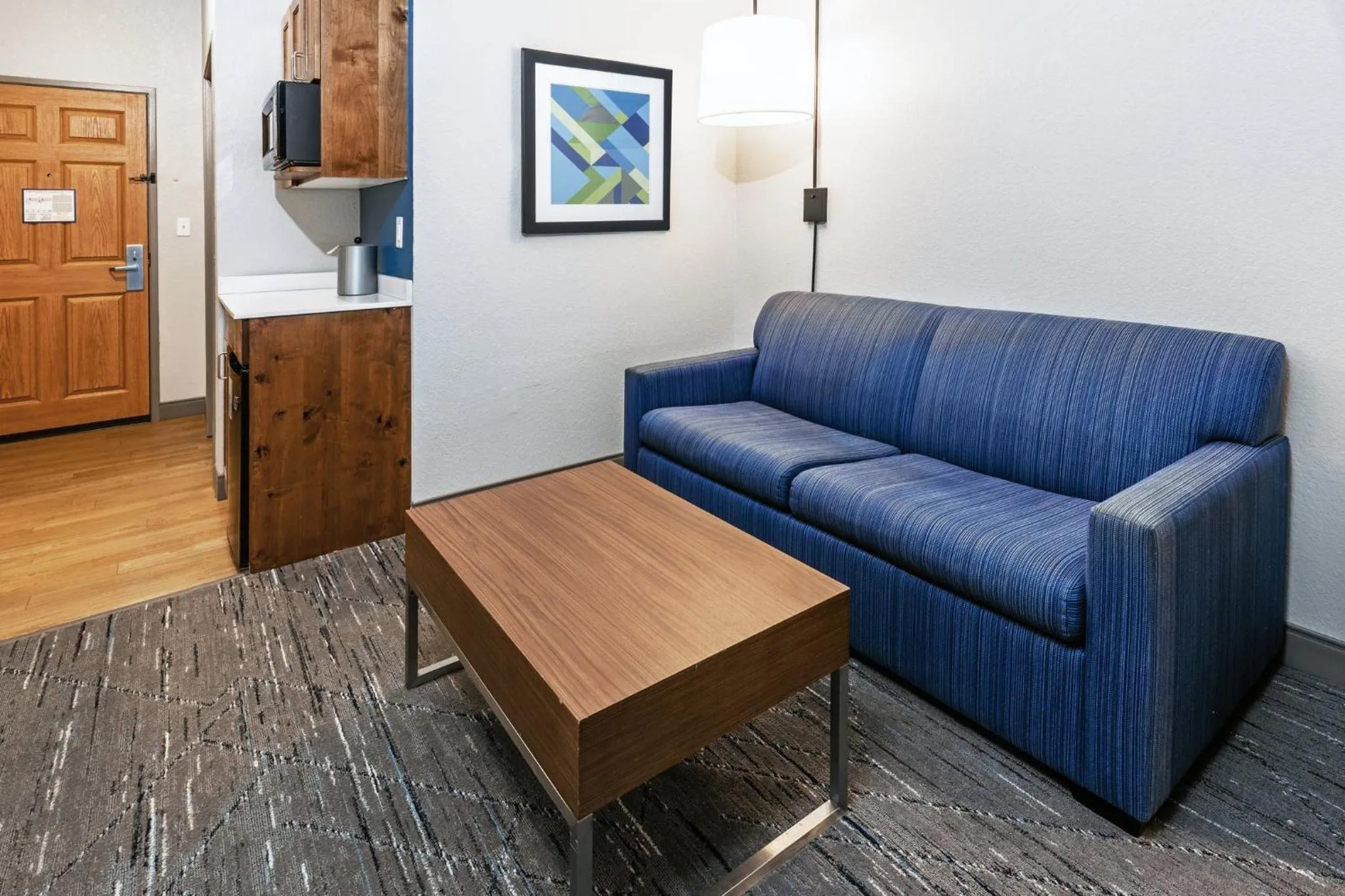 Photo of the whole room in Holiday Inn Express & Suites Tulsa S Broken Arrow Hwy 51 by IHG