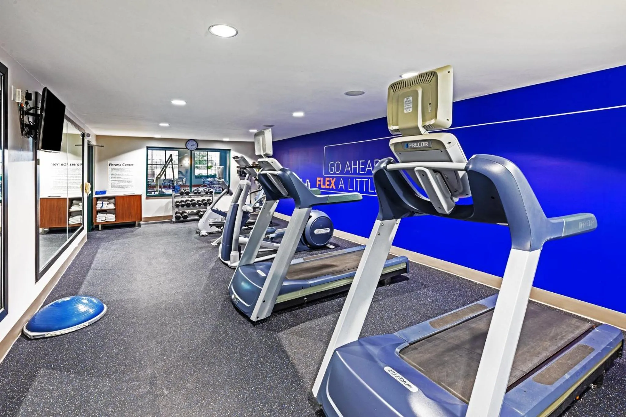 Spa and wellness centre/facilities in Holiday Inn Express & Suites Tulsa S Broken Arrow Hwy 51 by IHG