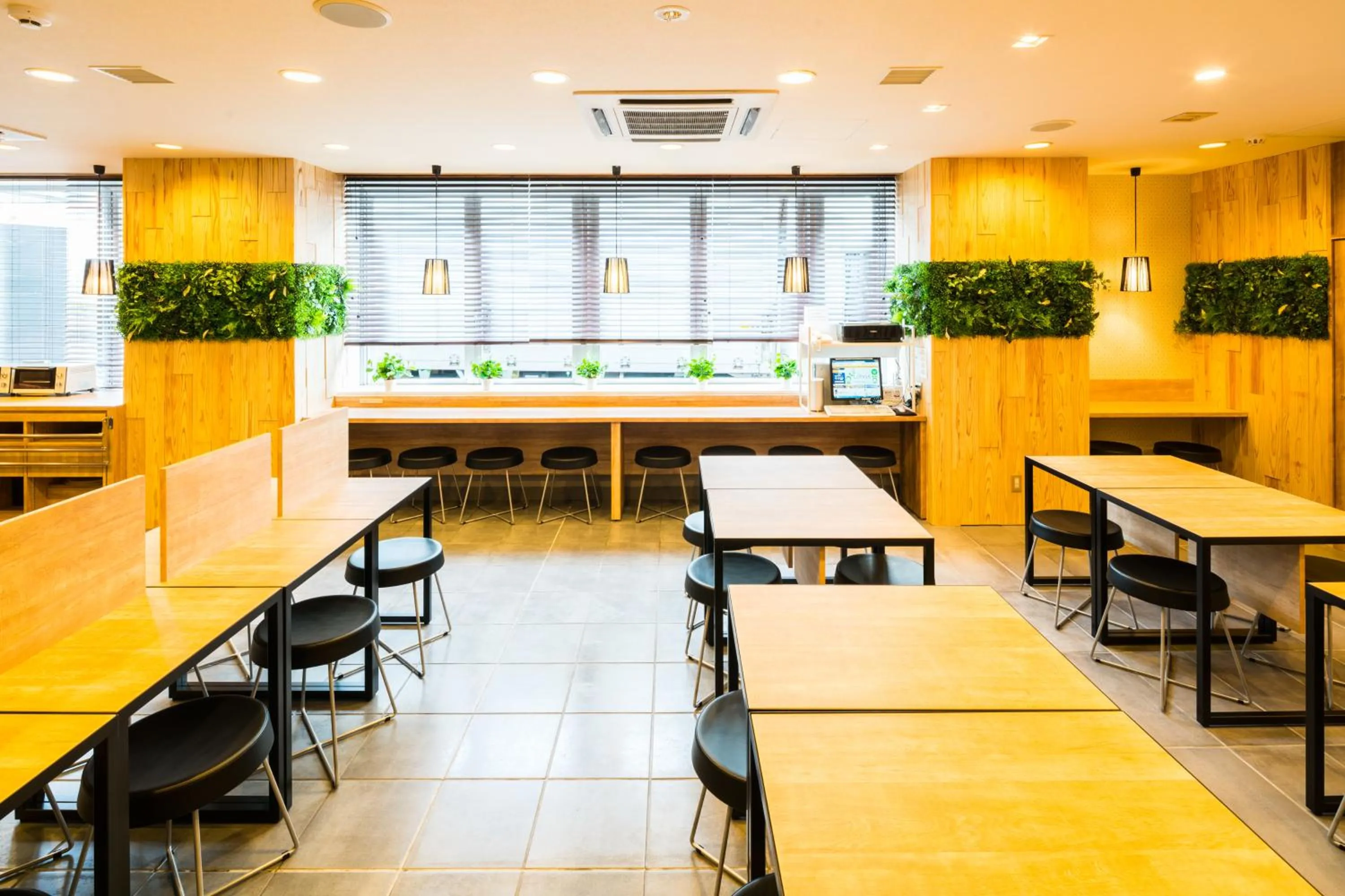 Lobby or reception in SUPERHOTEL Matsumoto Oshiroguchi