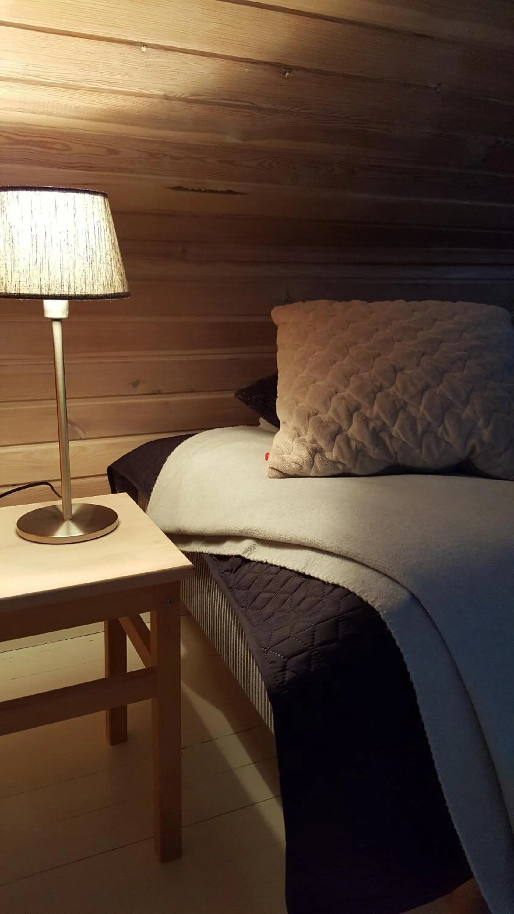 Bed in Paljakka Mökit