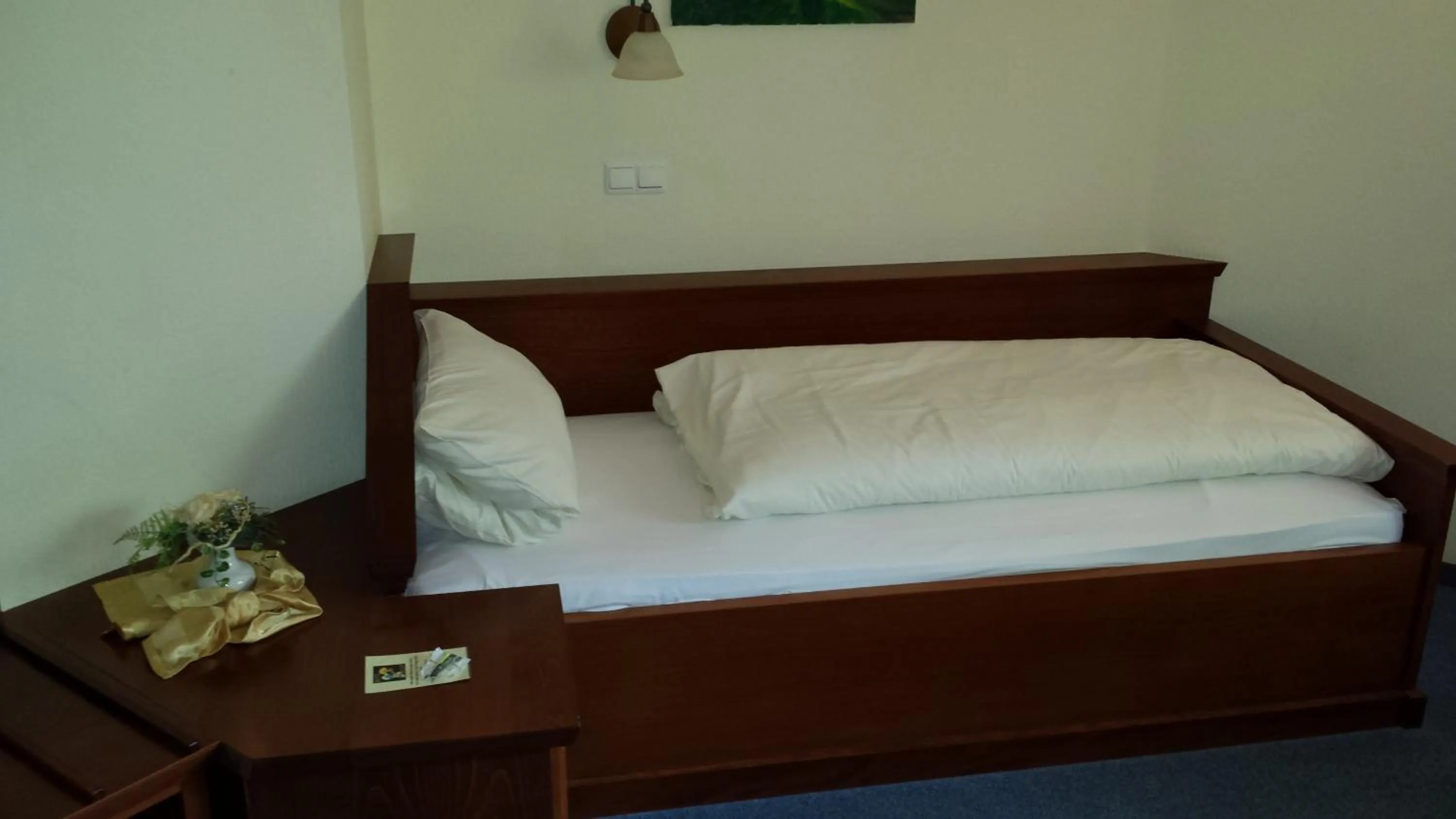 Bed in Hotel Restaurant Am Pfauenhof