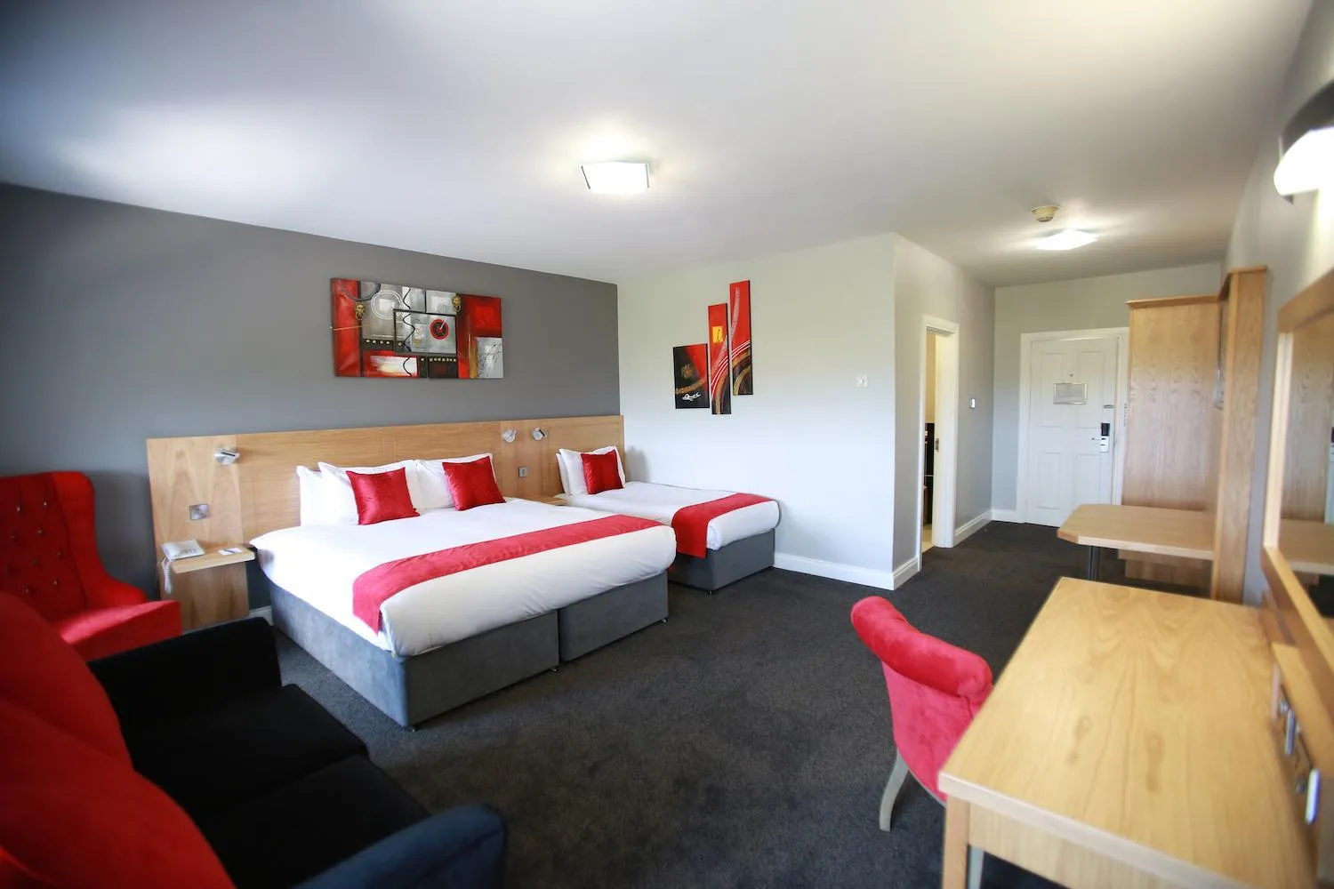 Bed in Hillgrove Hotel, Leisure & Spa