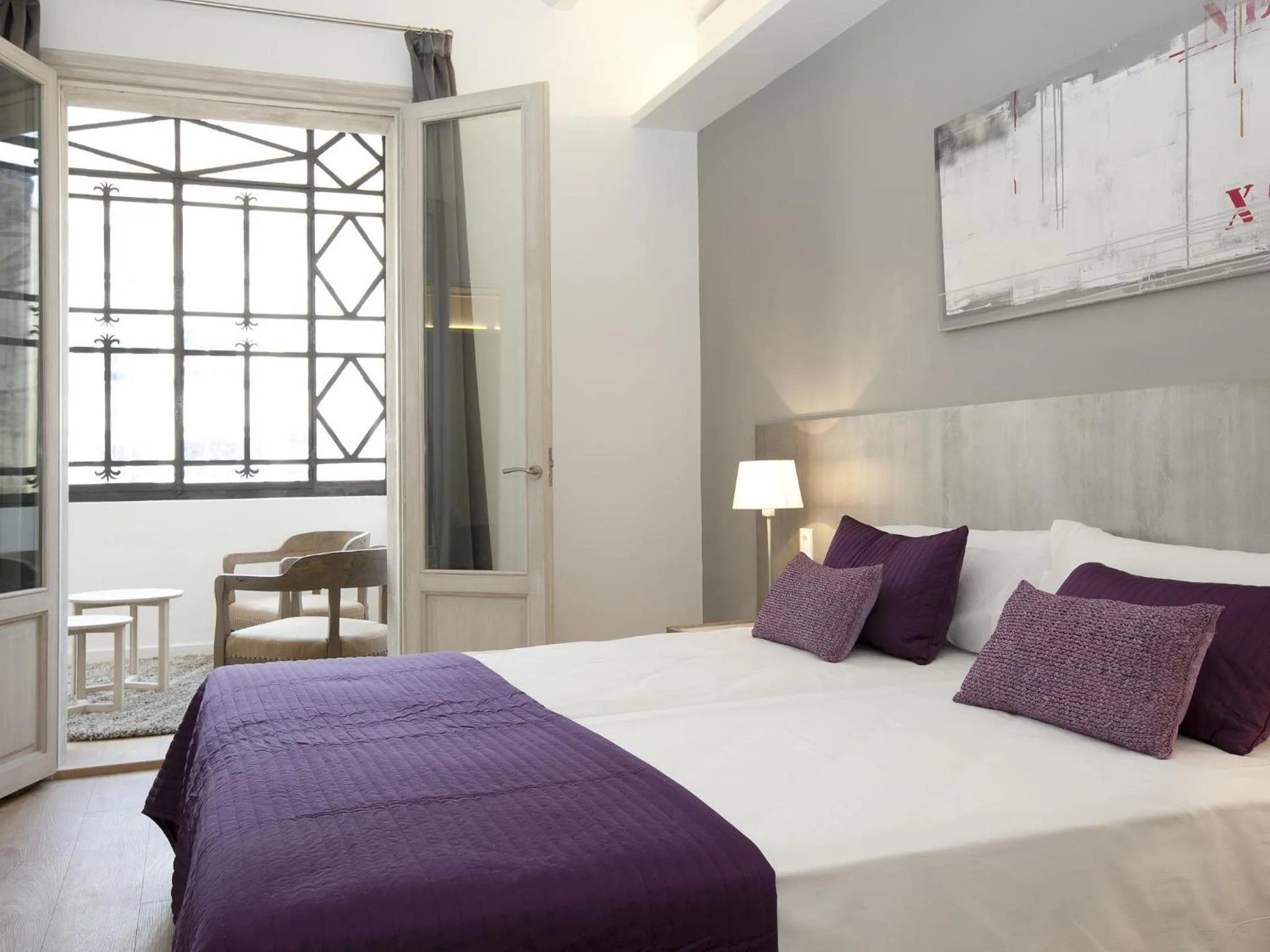 Bed in Rent Top Apartments Rambla Catalunya