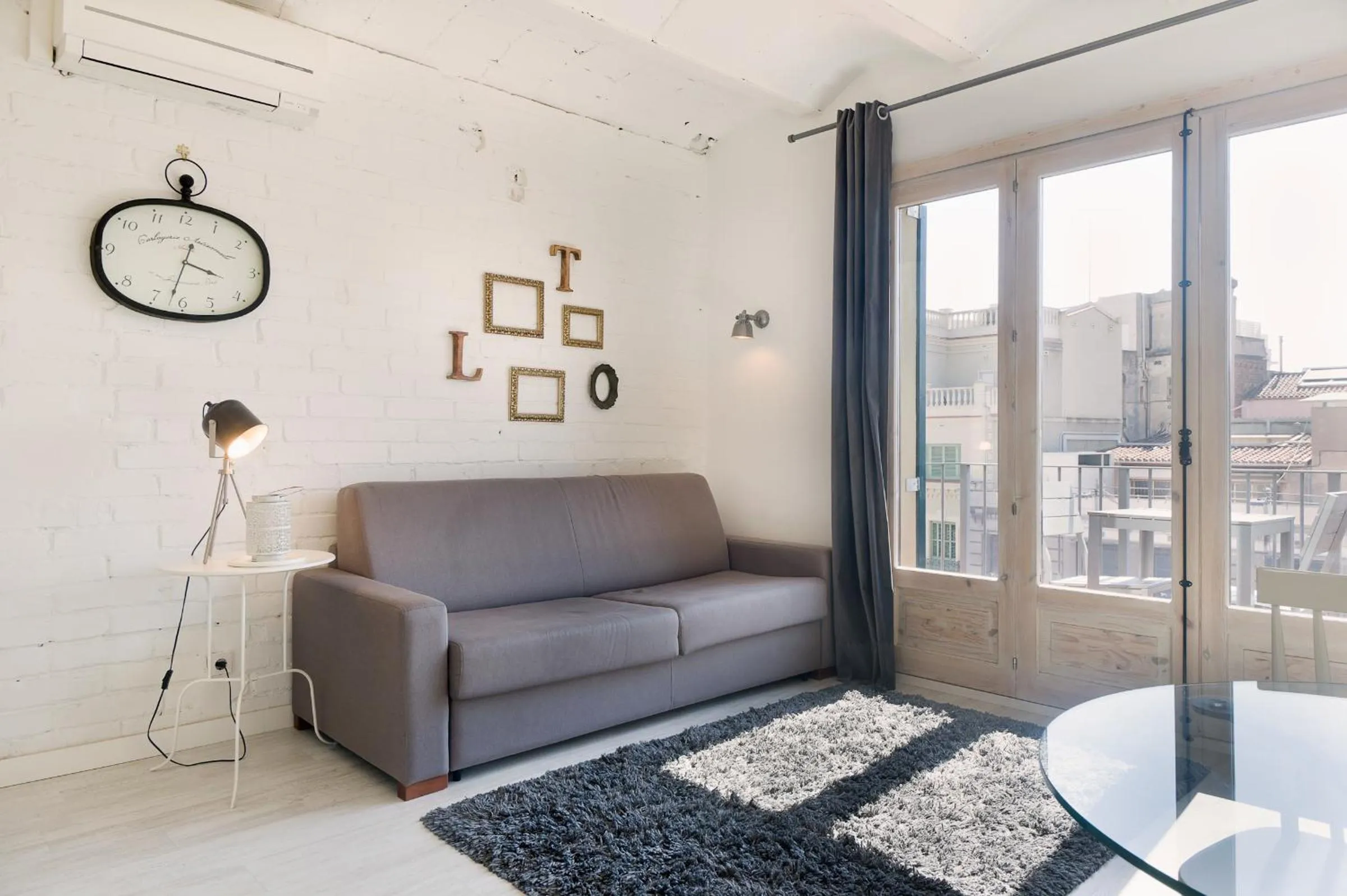 Living room in Rent Top Apartments Rambla Catalunya