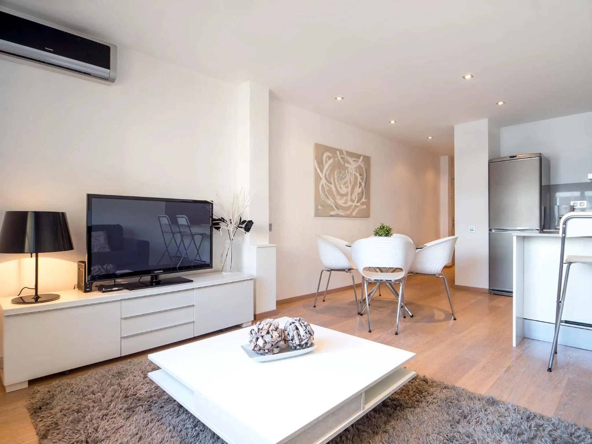 Kitchen or kitchenette in Rent Top Apartments Rambla Catalunya