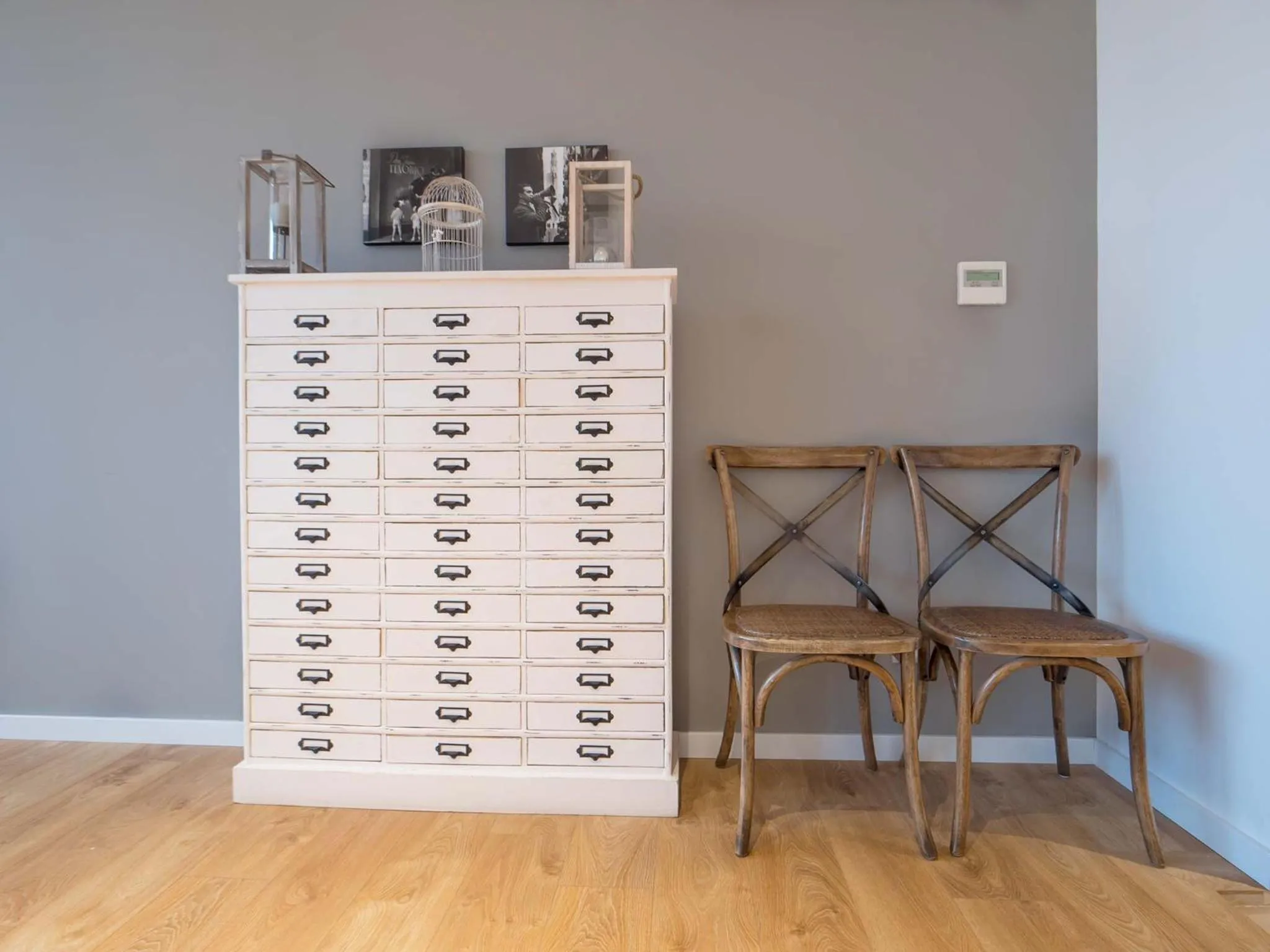 Decorative detail in Rent Top Apartments Rambla Catalunya