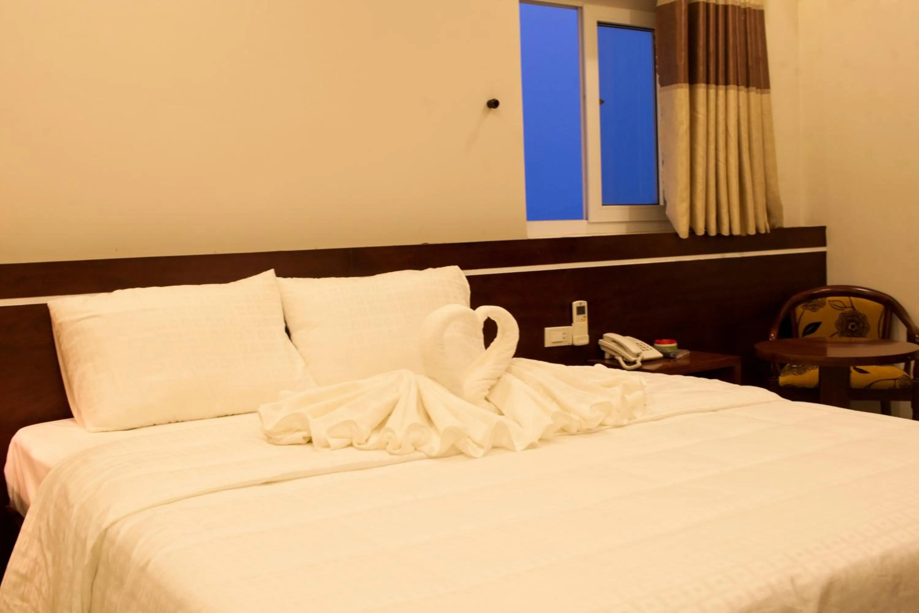 Sea view, Bed in Phuong Linh Hotel