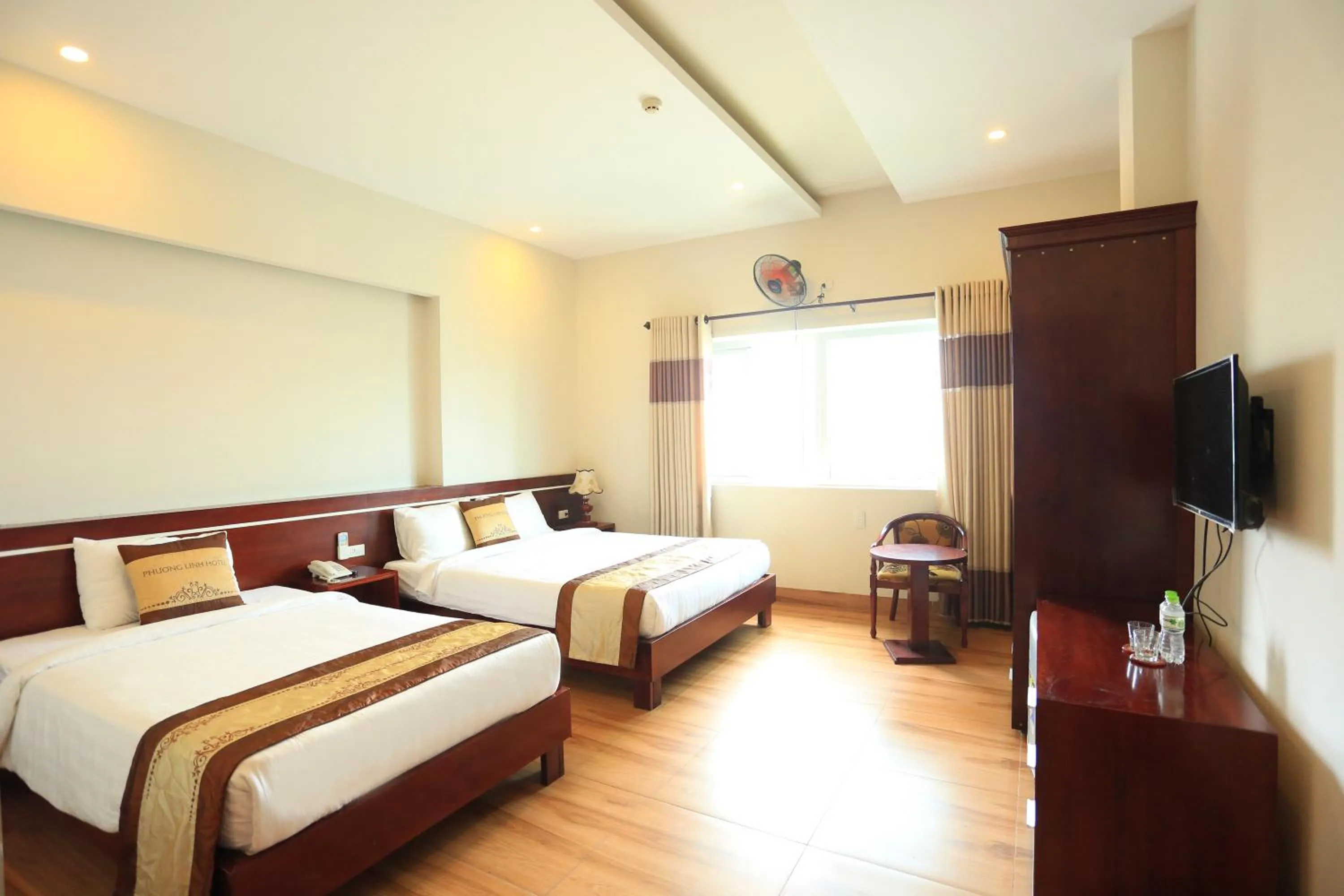 Bed in Phuong Linh Hotel